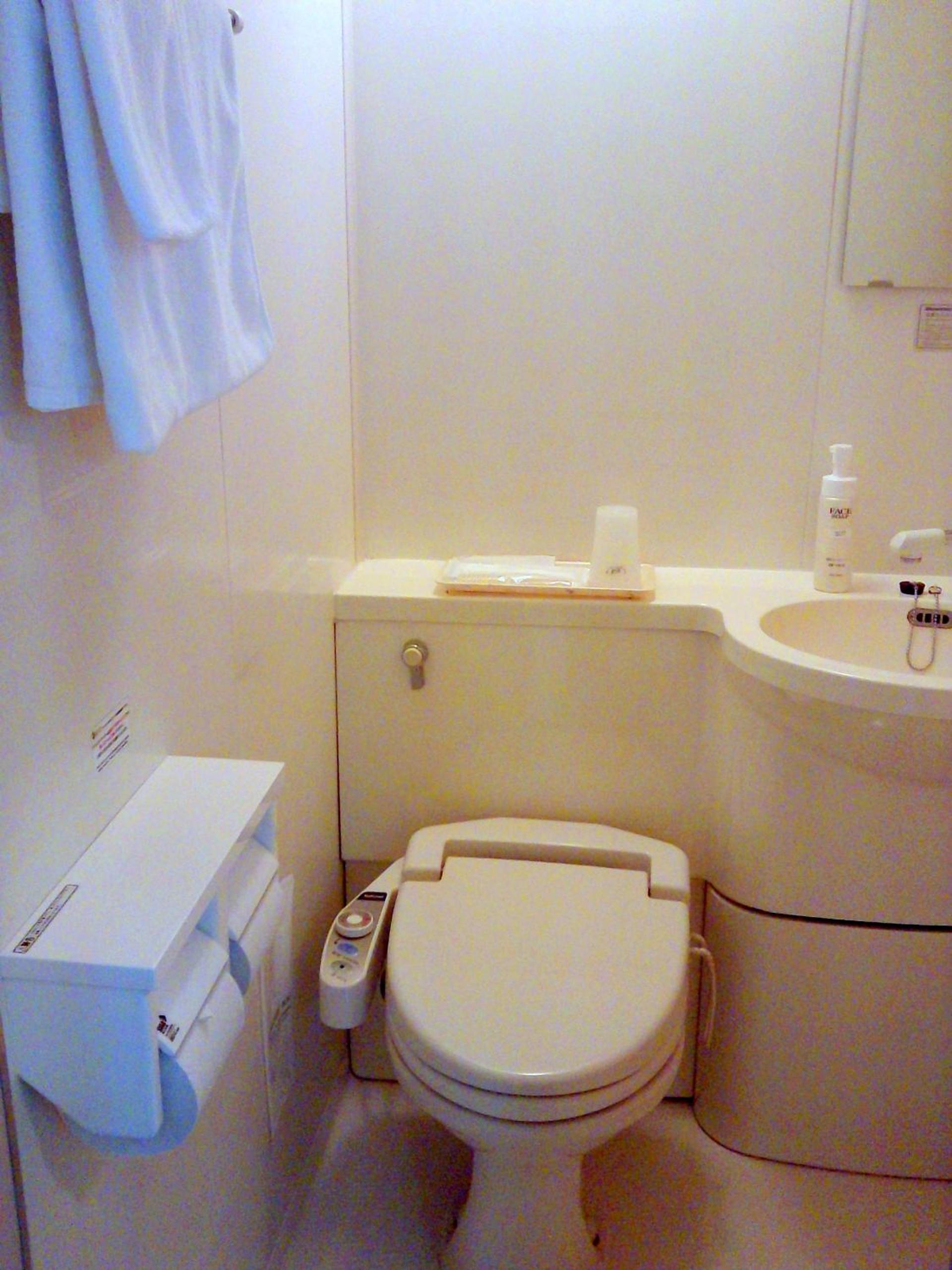 Double Room - Smoking - Room Only photo 3