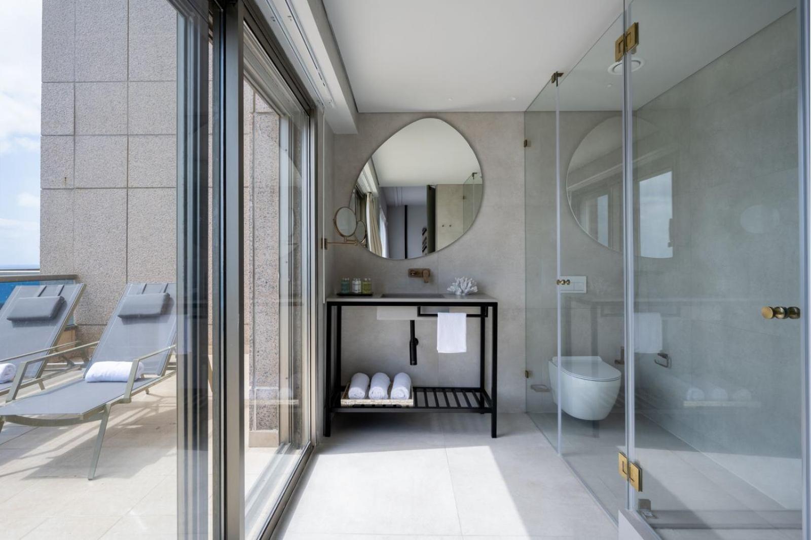 Deluxe panoramic room