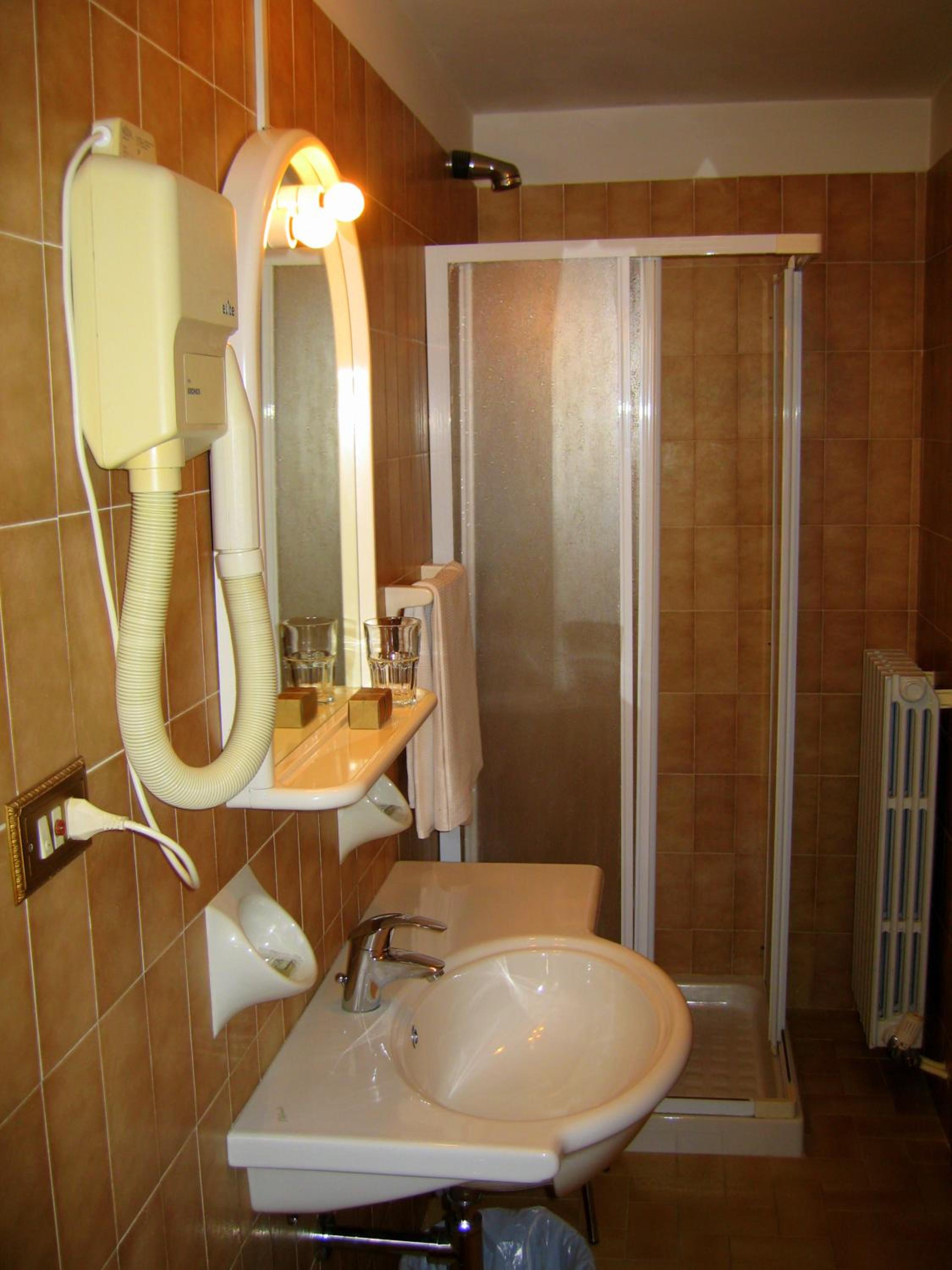Double or Twin Room photo 2