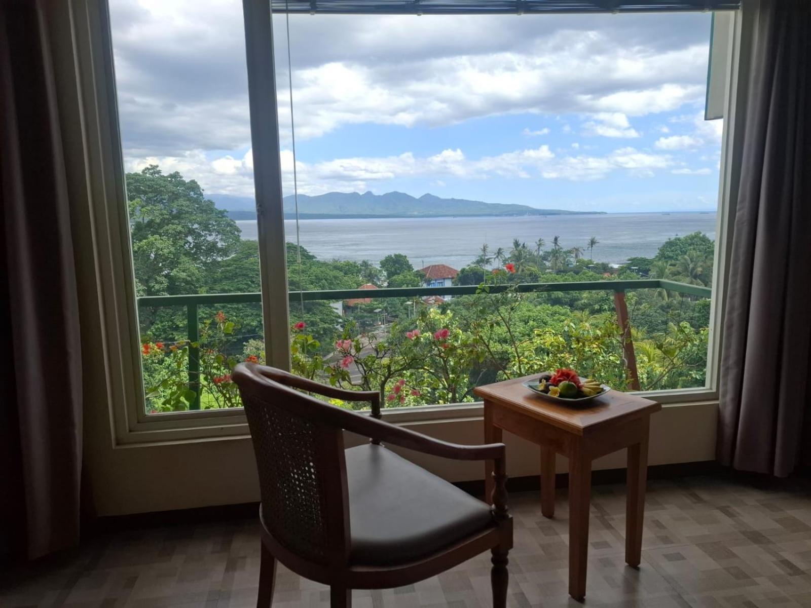 Standard Twin Room with Sea View photo 3