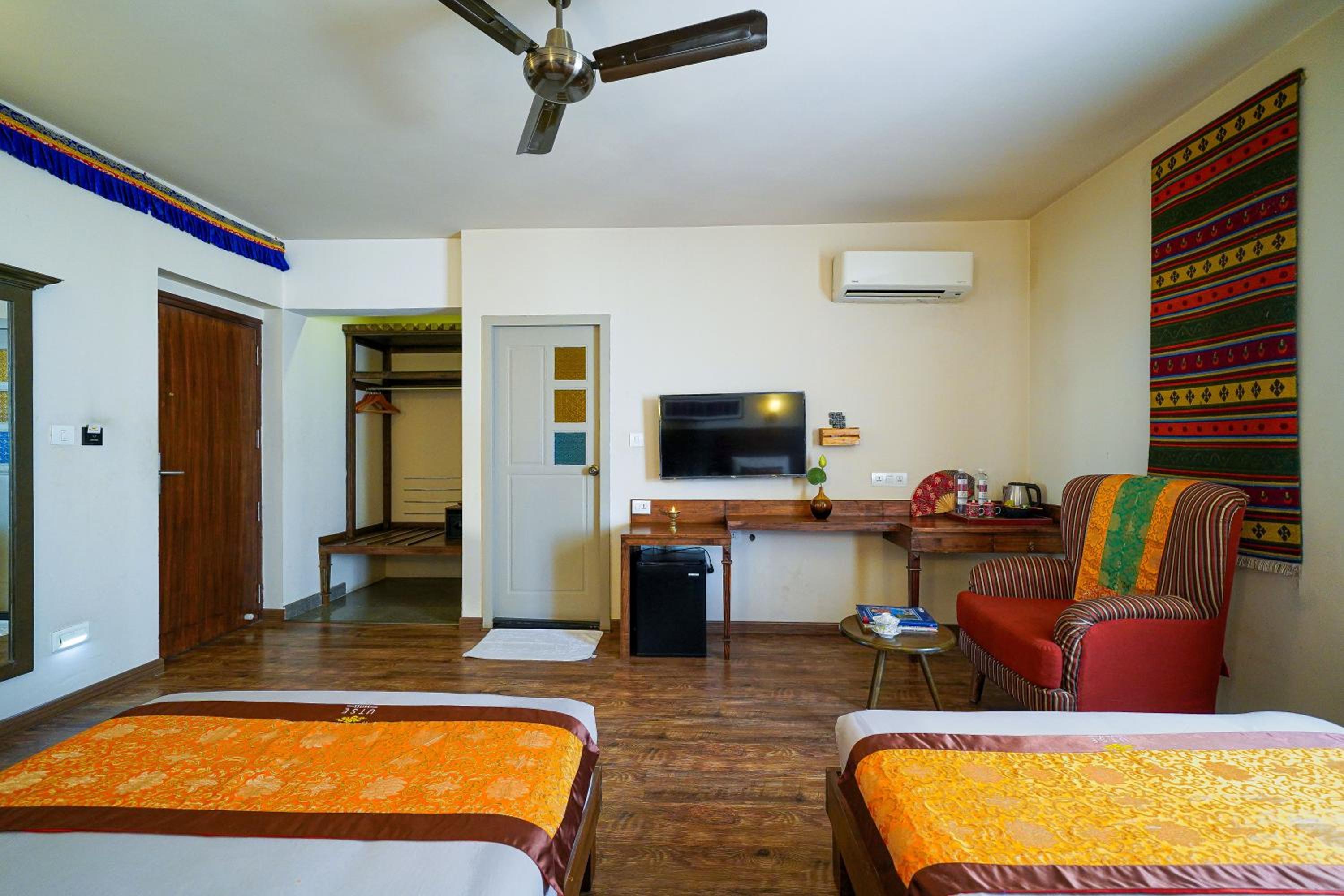Large Twin Room