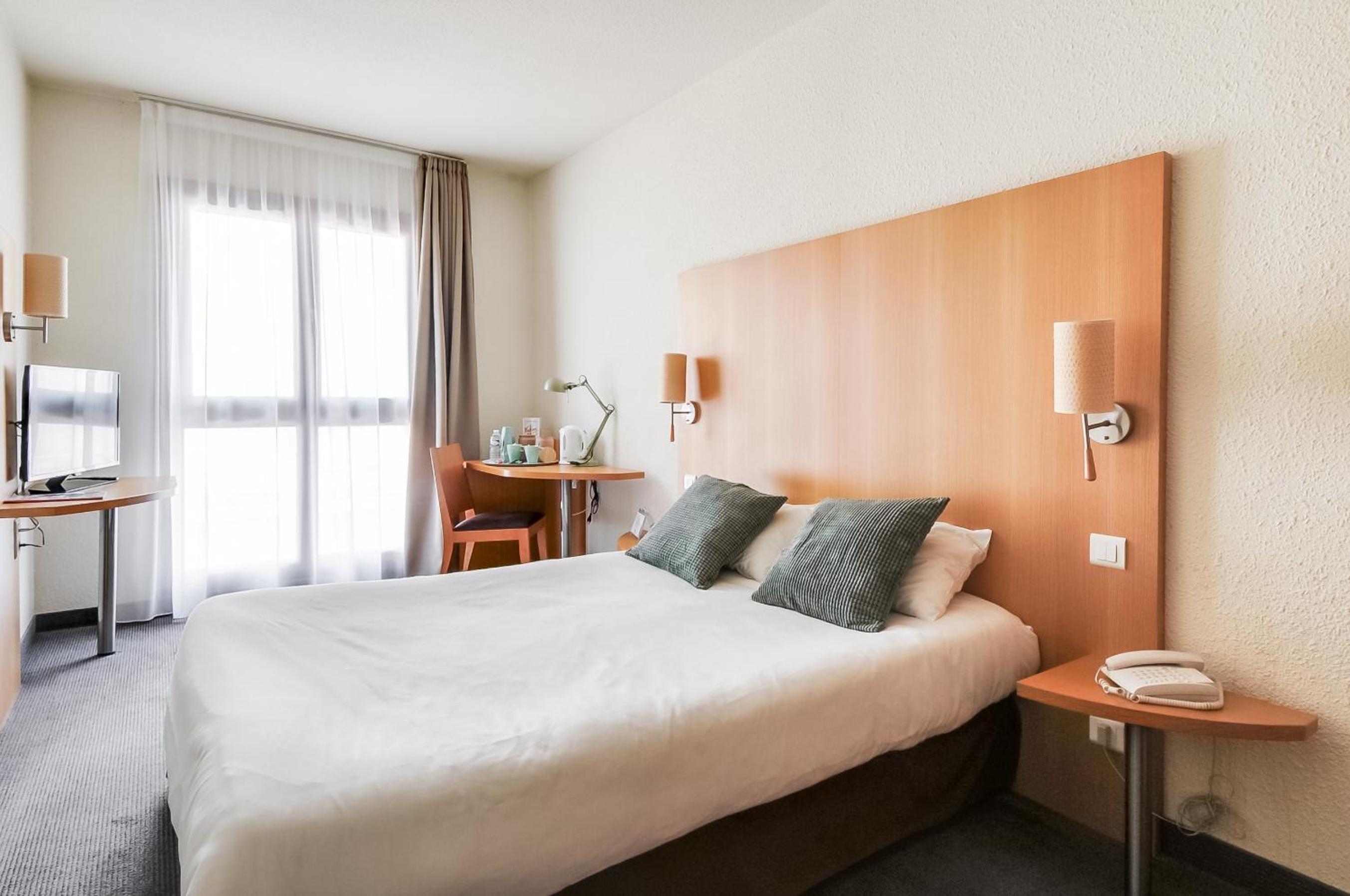 Economy Double Room photo 1