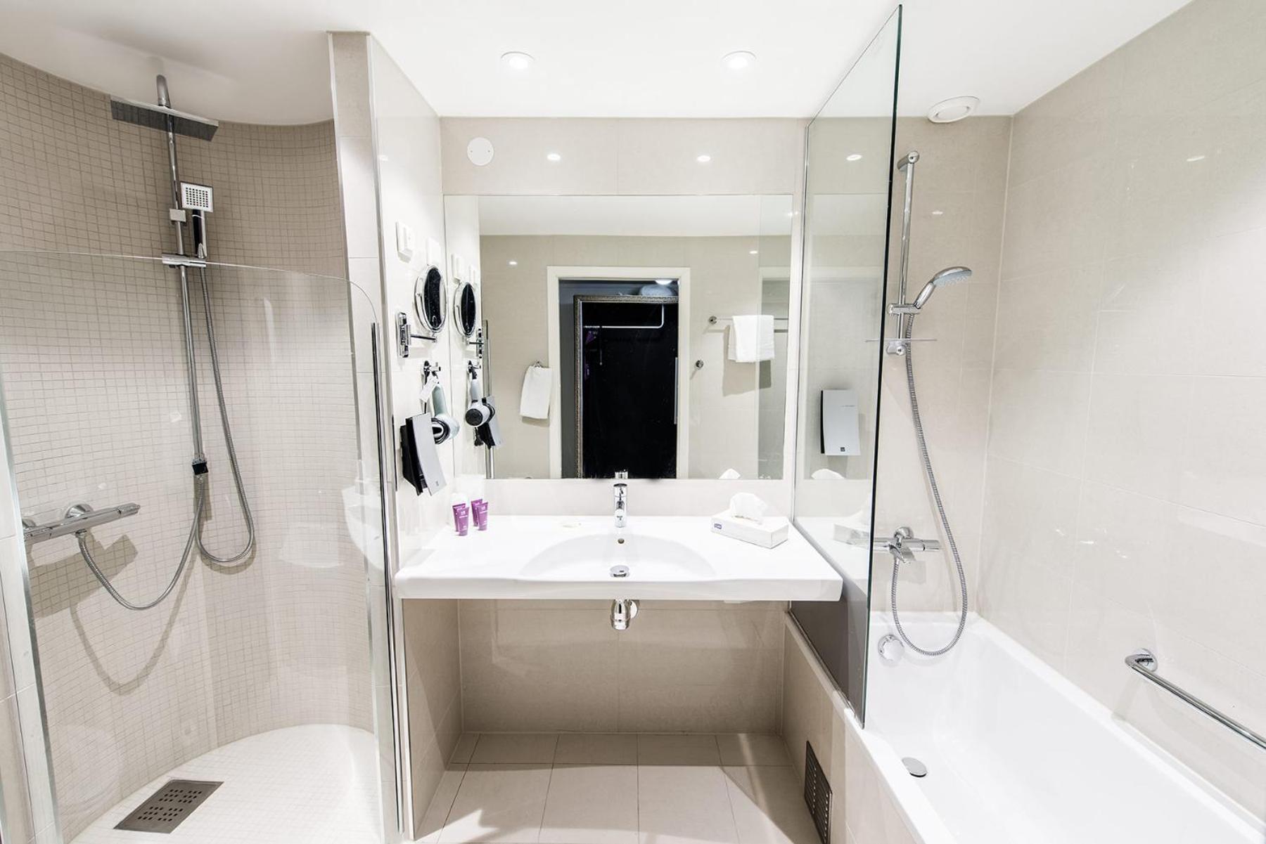 Superior Double Room - Photo 7