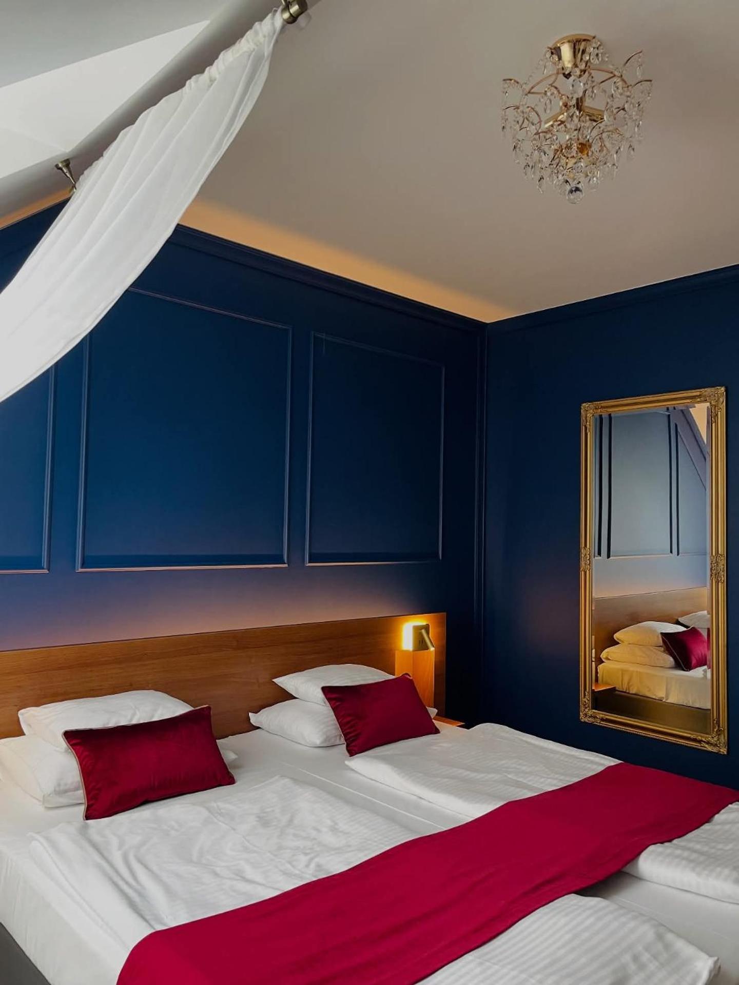 Cozy room with double bed  photo 2