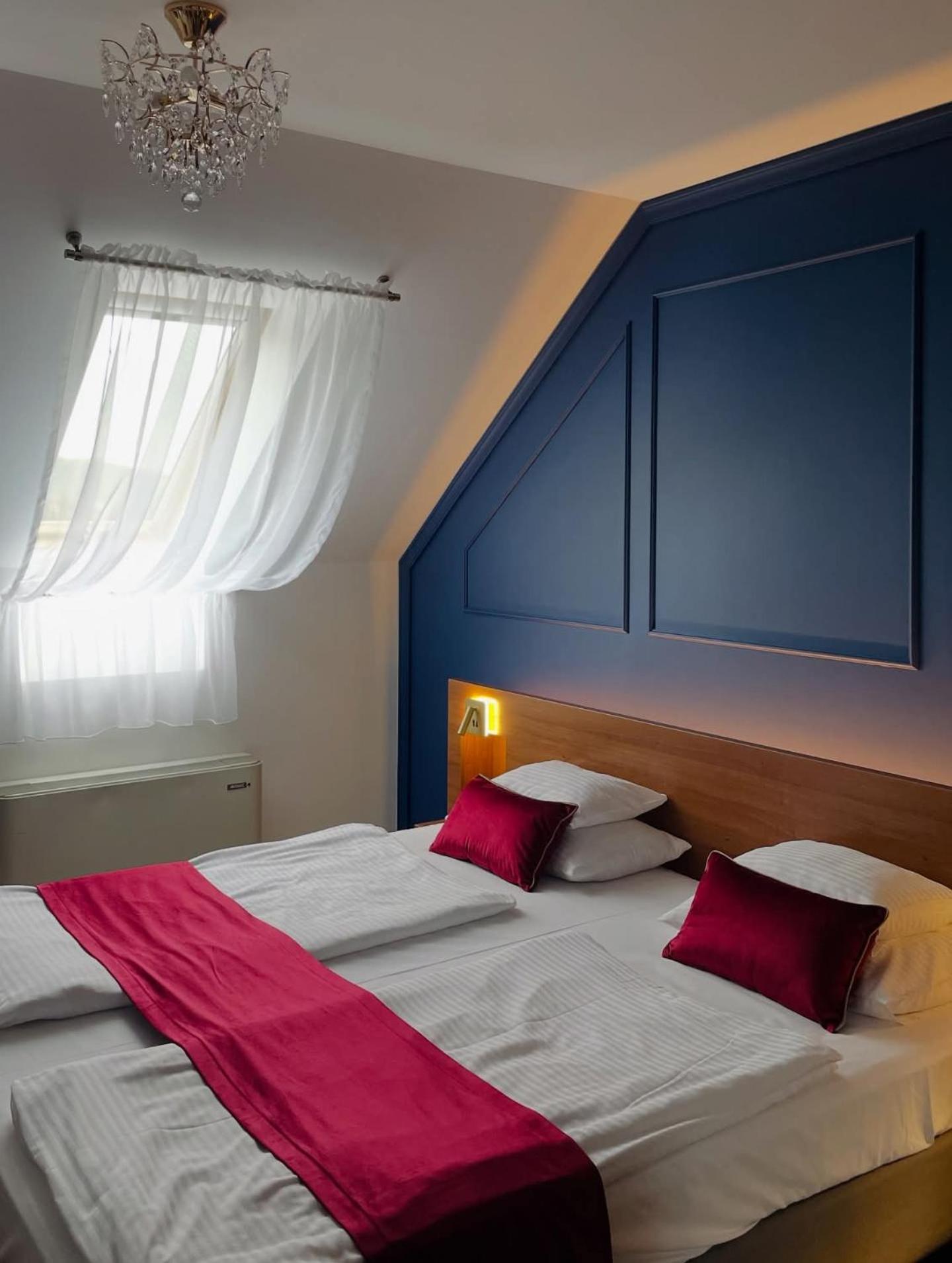 Cozy room with double bed  photo 3