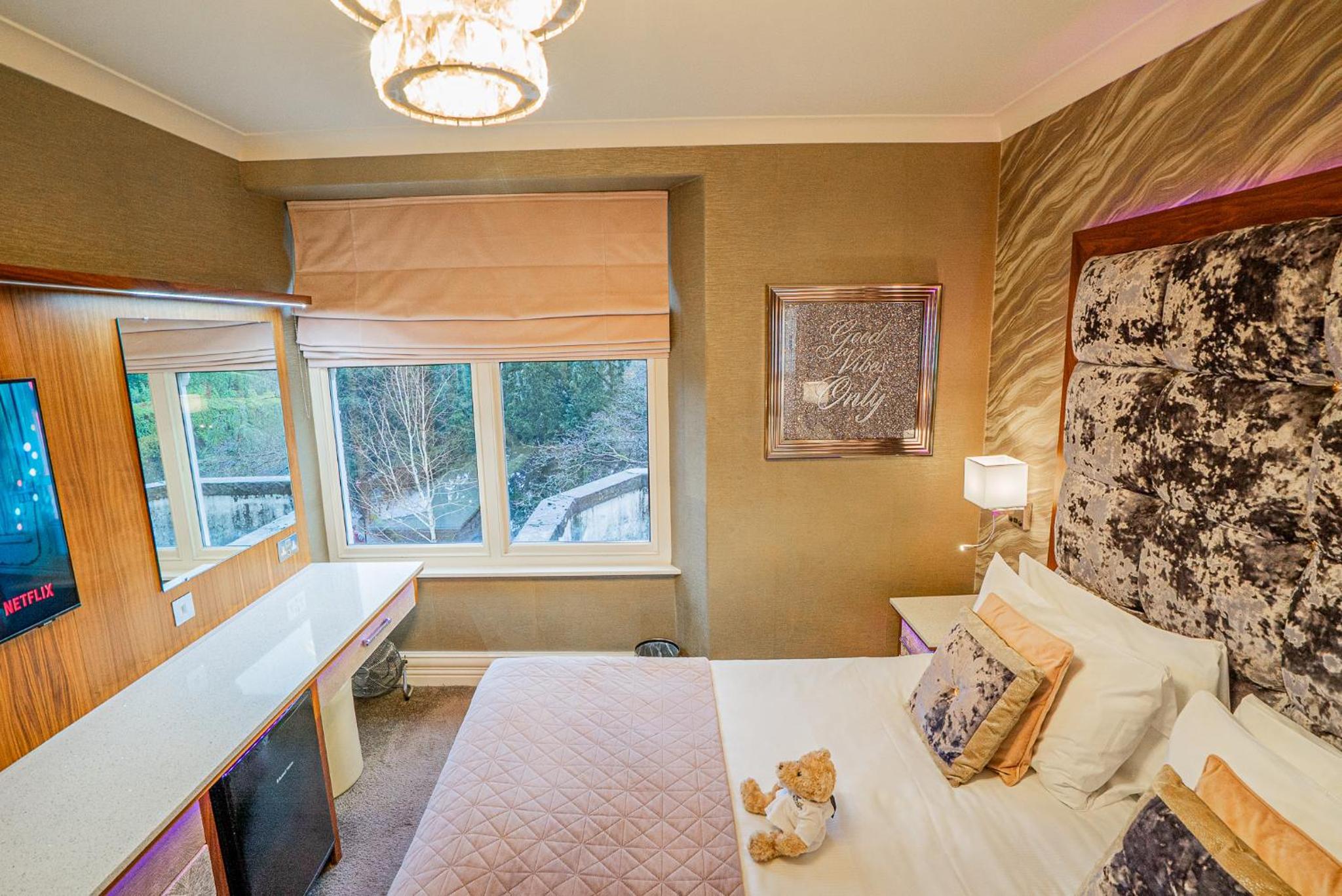 Superior Queen Room photo 1