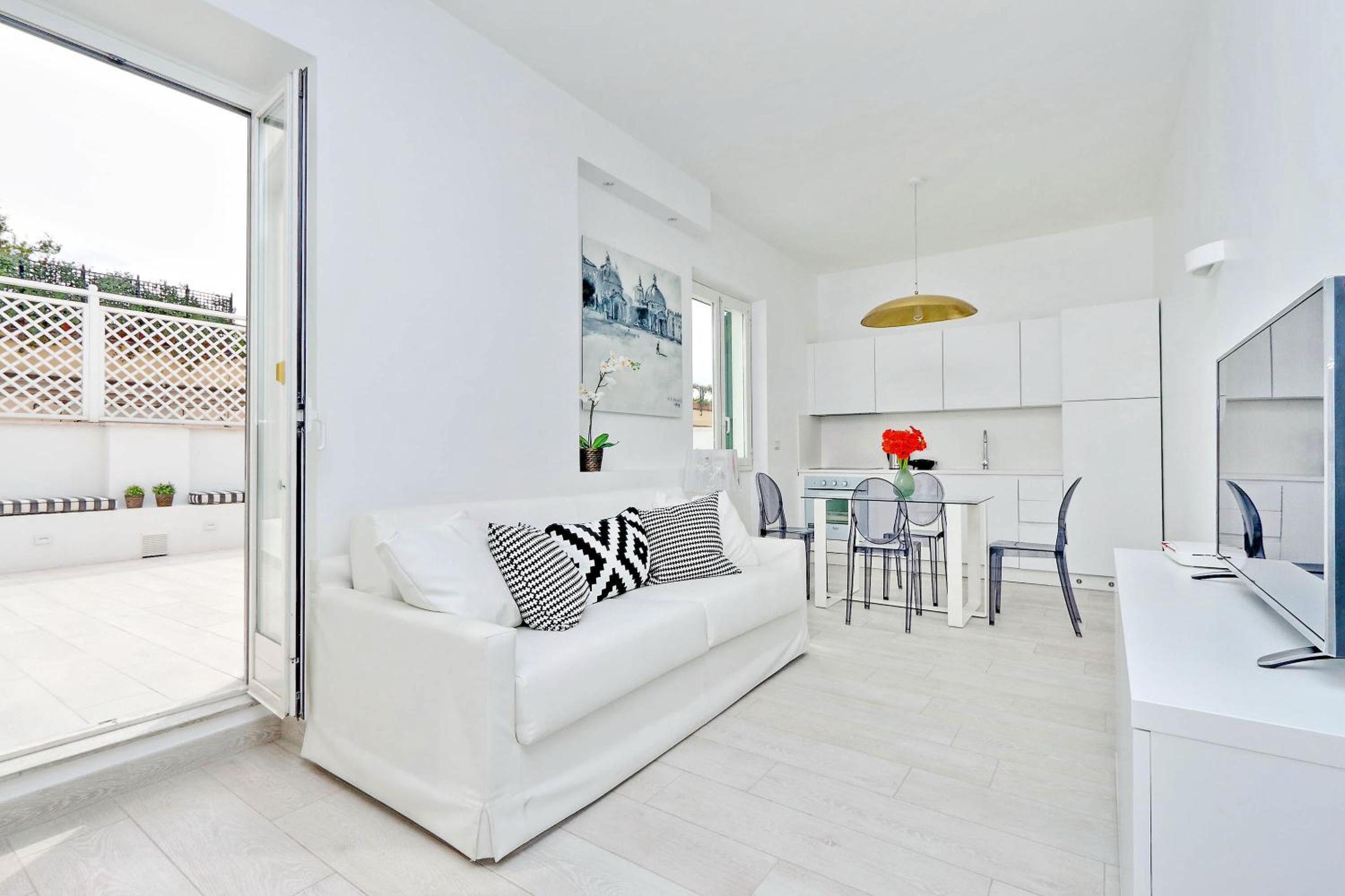 Two-Bedroom Apartment with Terrace photo 1