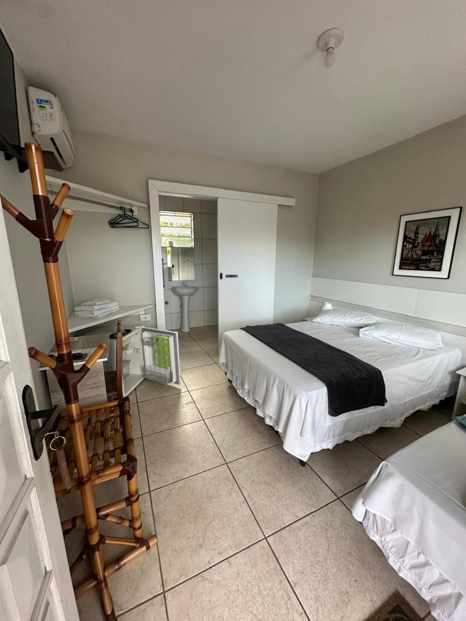 Deluxe Double Room (2 Adults + 1 Child)