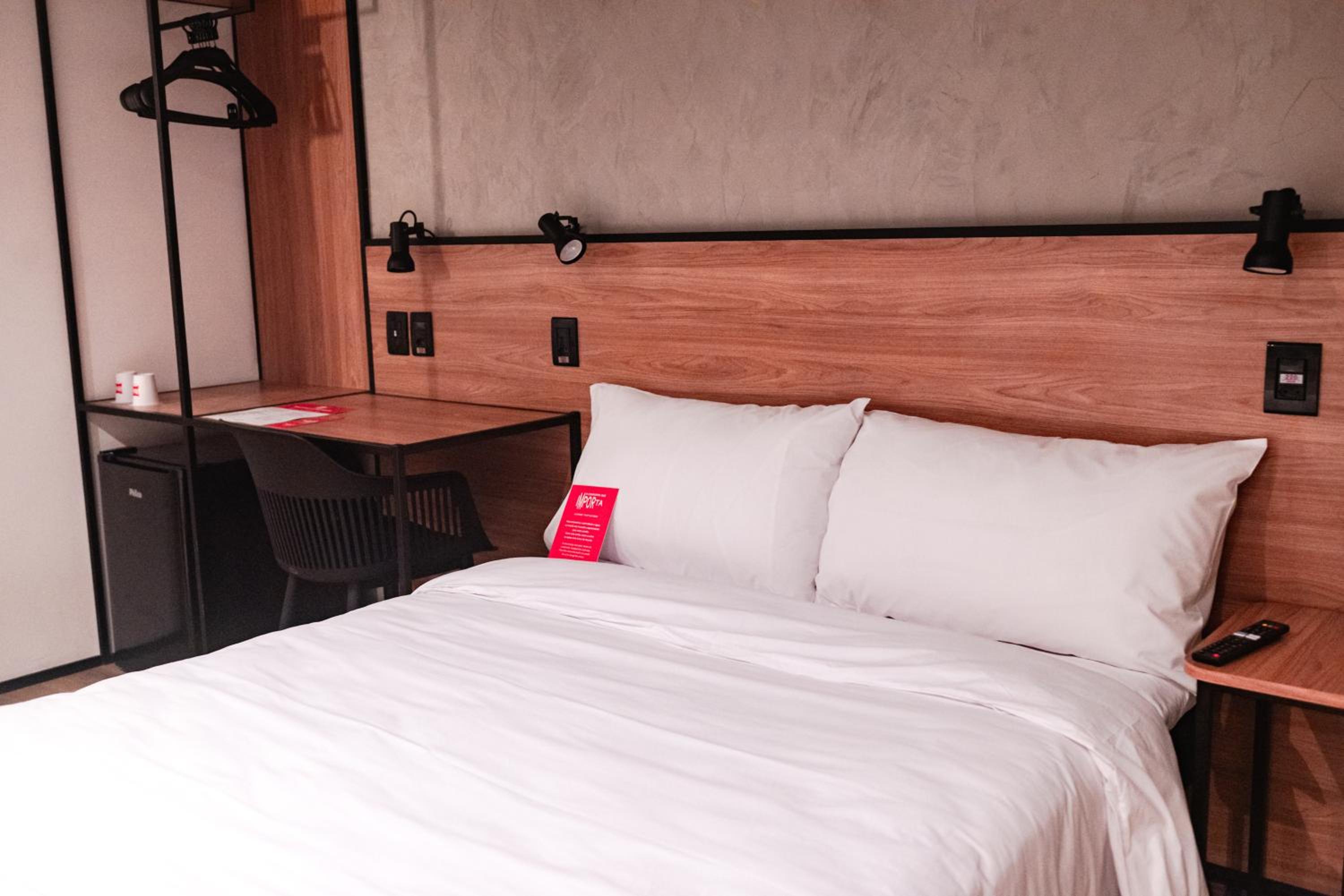 Double Room - Adapted