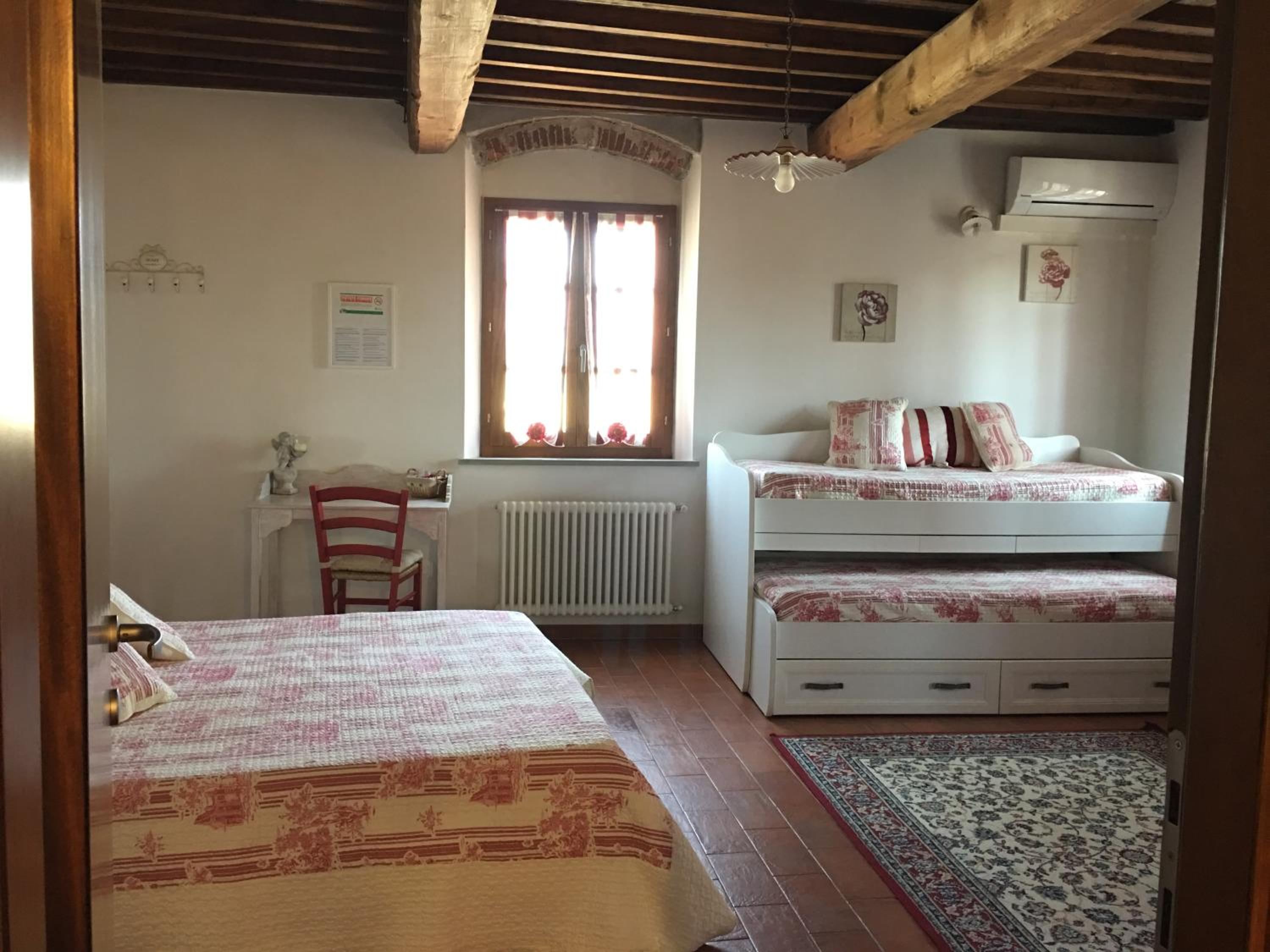 Quadruple Room photo 3