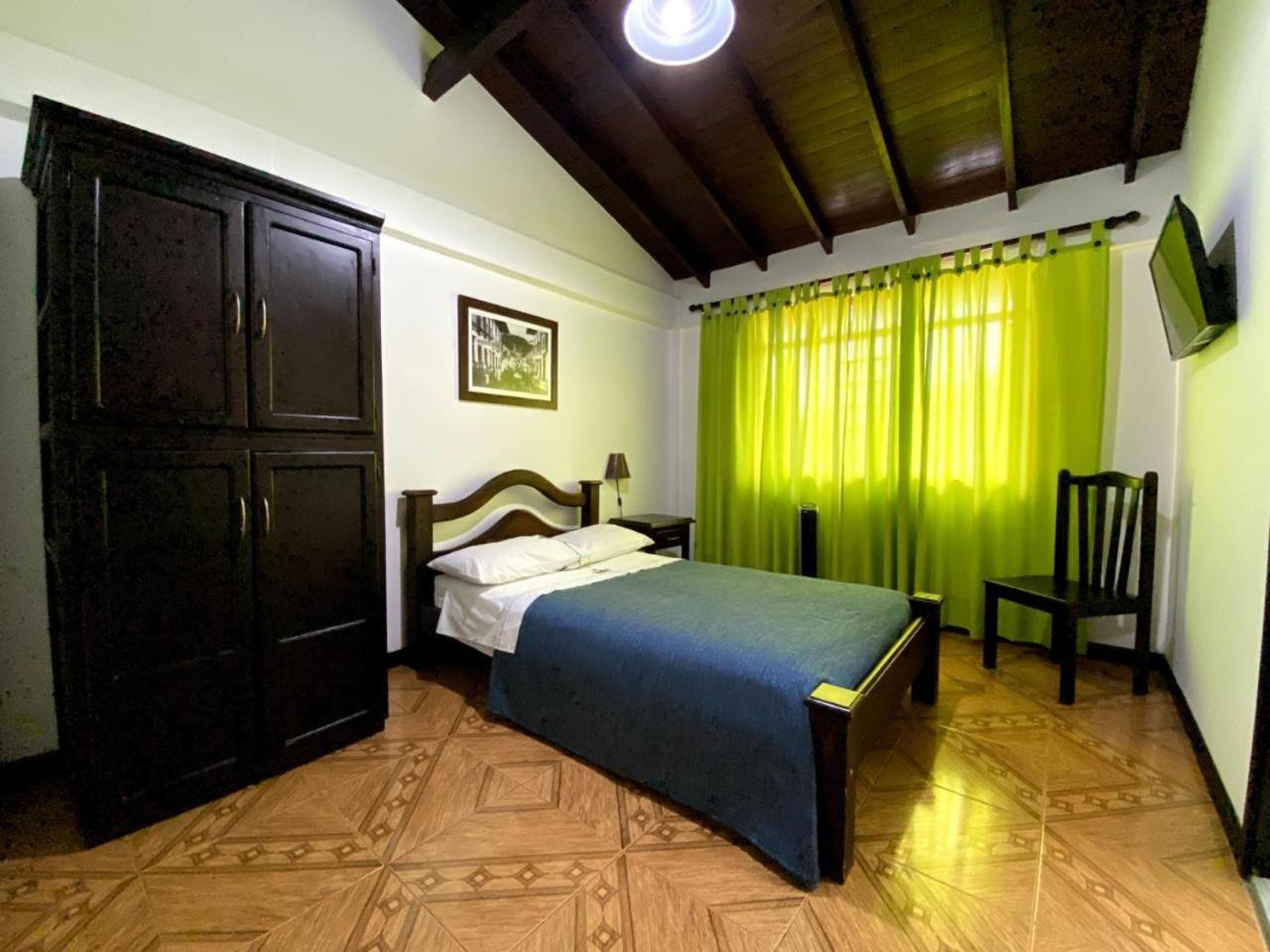 Single Room photo 3