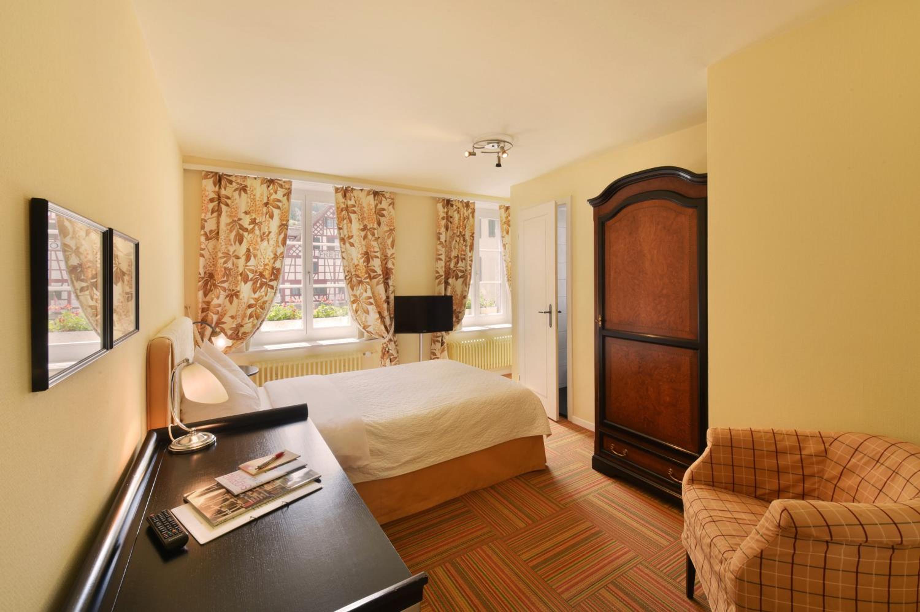 Single Room photo 2