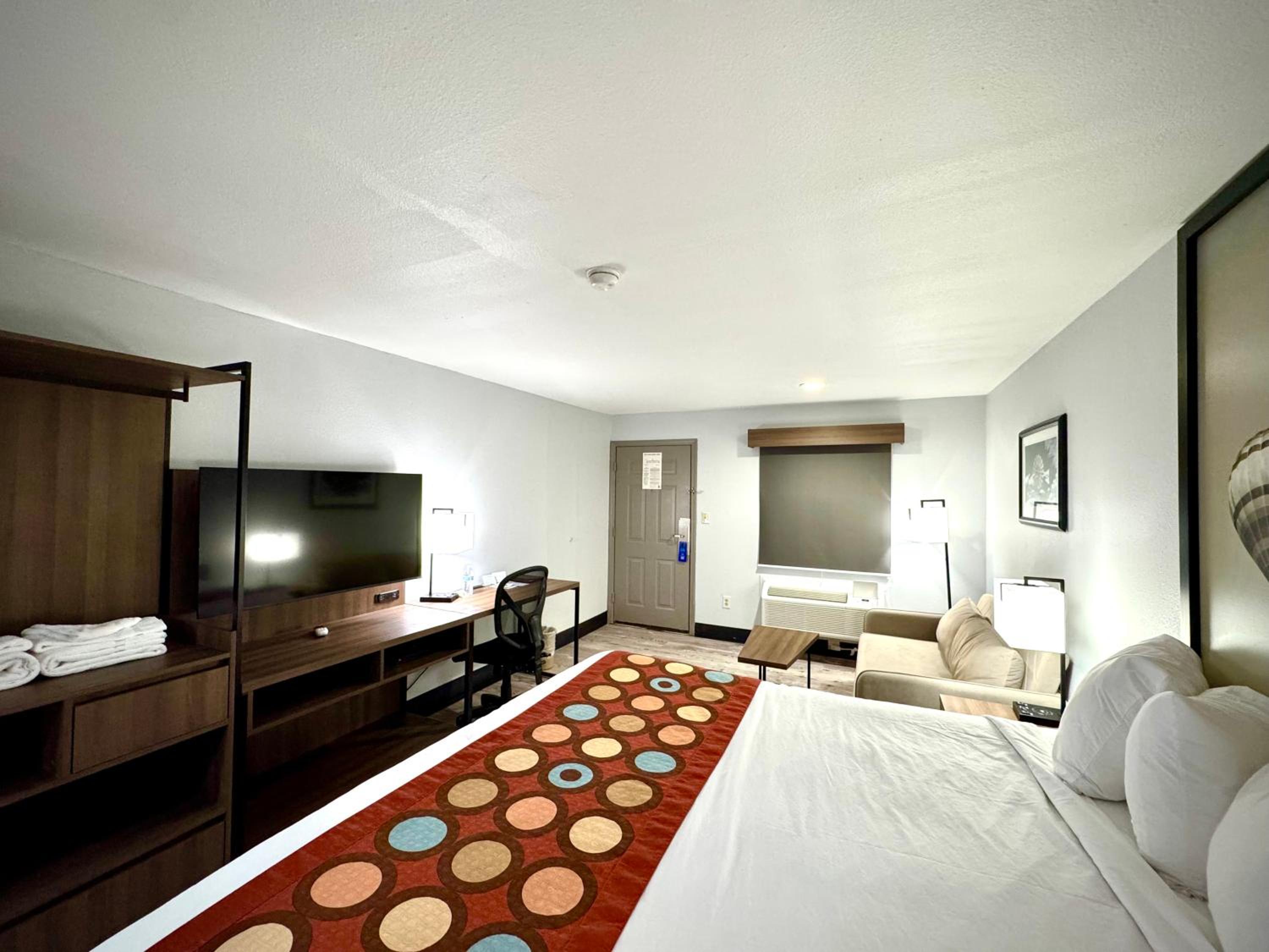 King Room - Non-Smoking - Photo 1