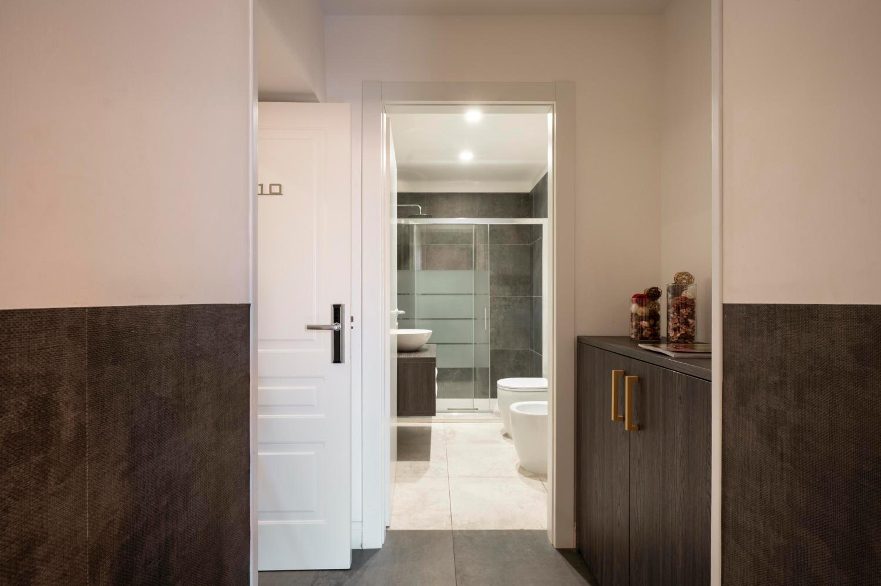 Deluxe Family Suite photo 1