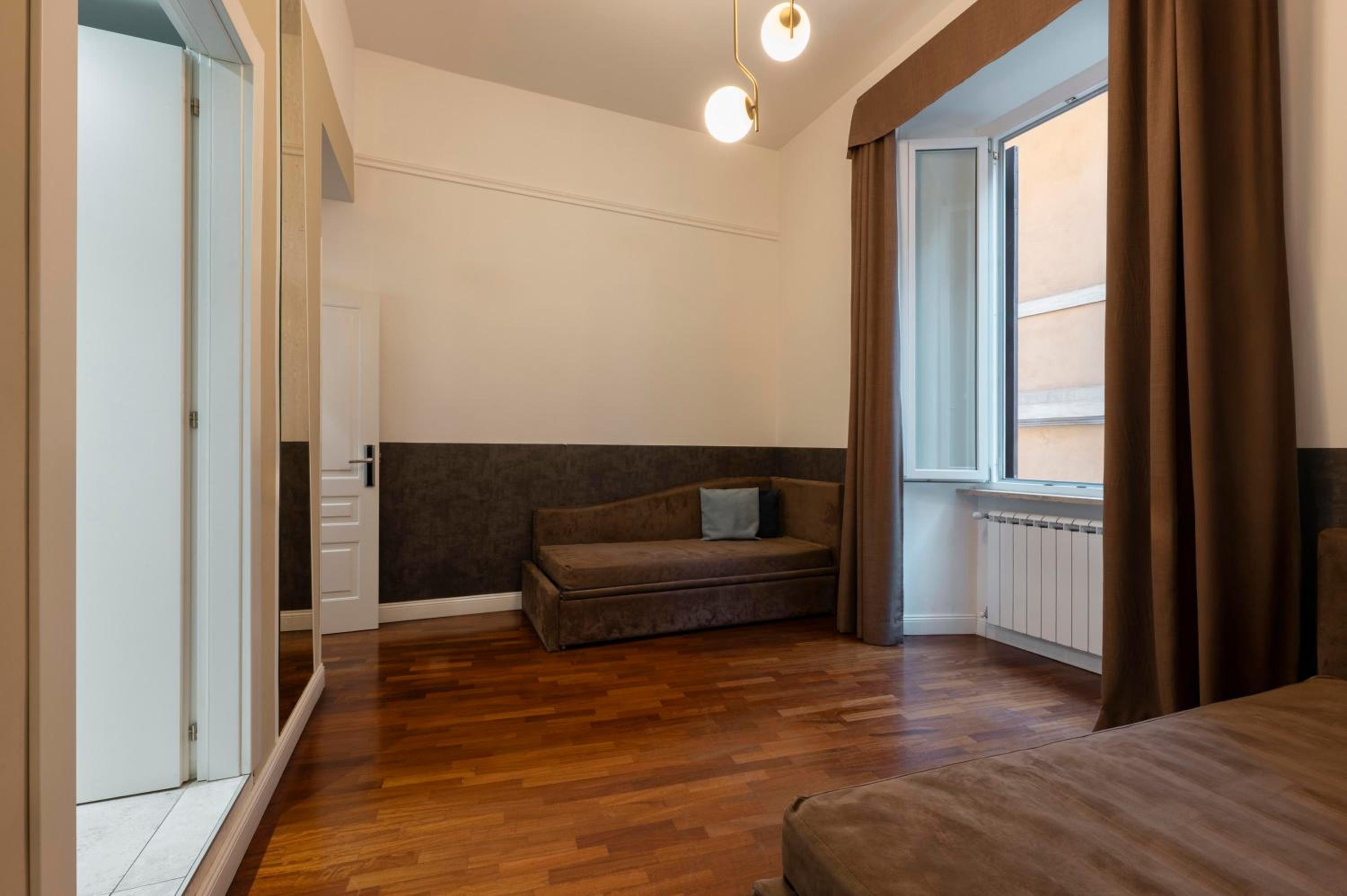 Deluxe Family Suite photo 3
