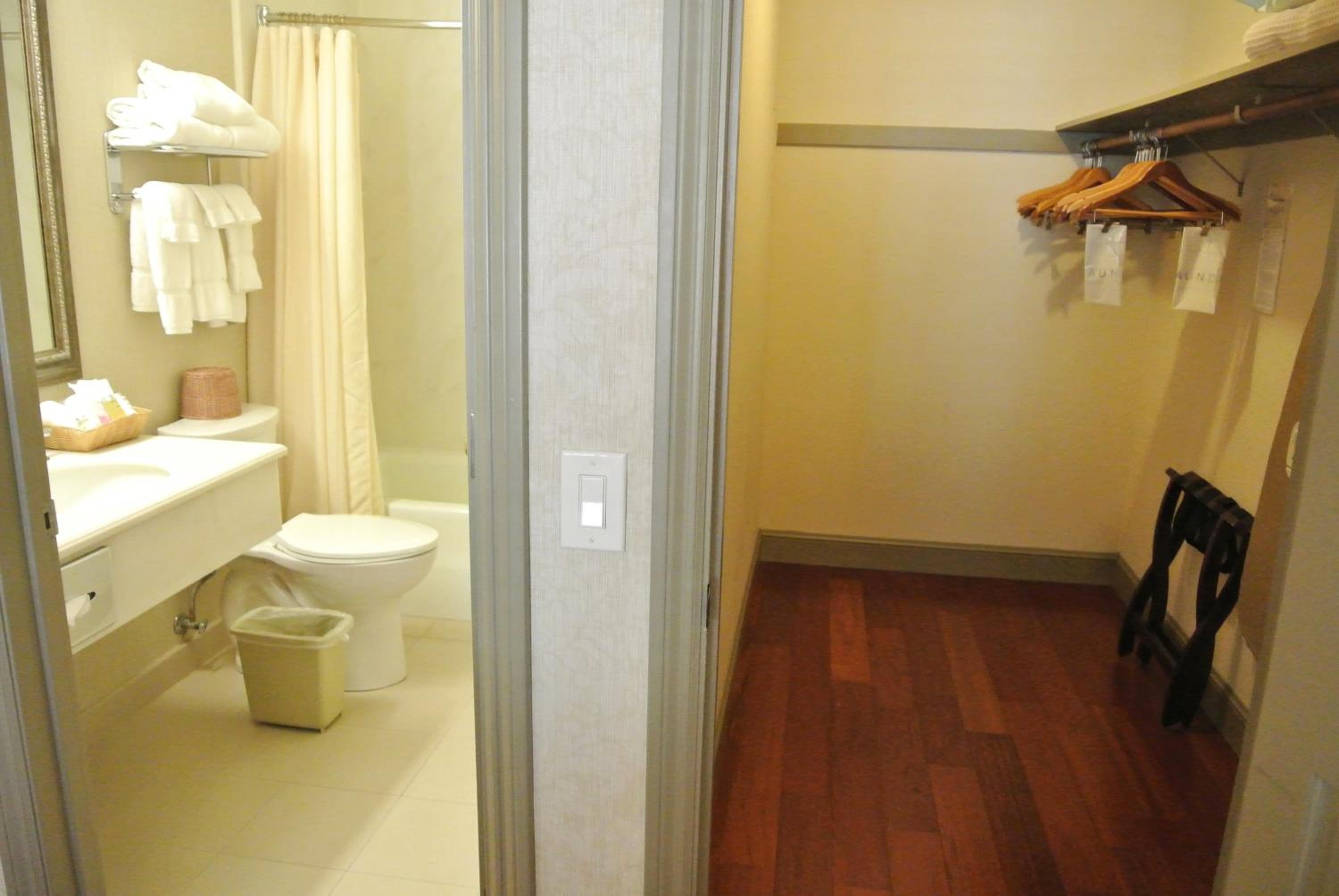 Two-Bedroom Suite with Two Double Beds and One Queen Bed