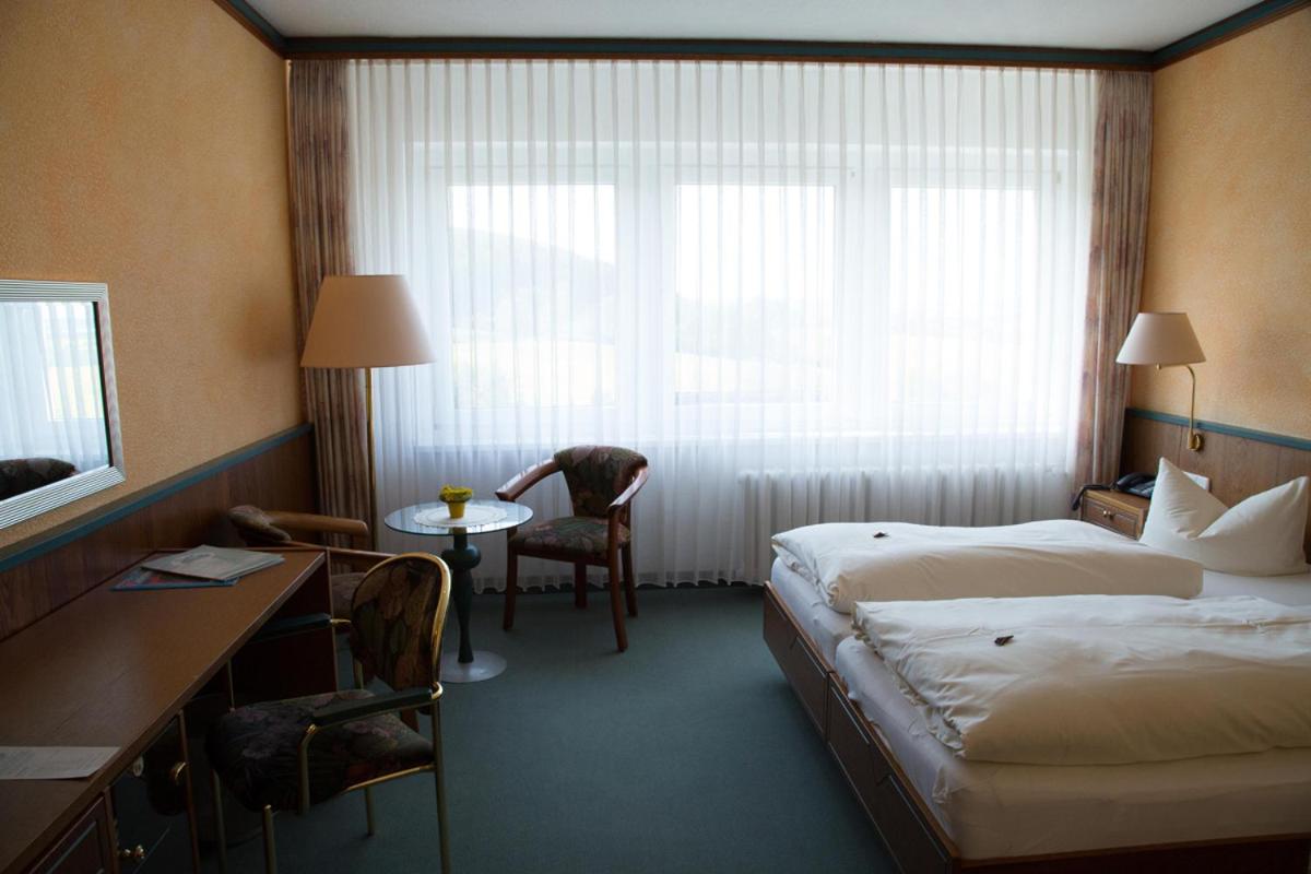 Double Room (1 Adult)