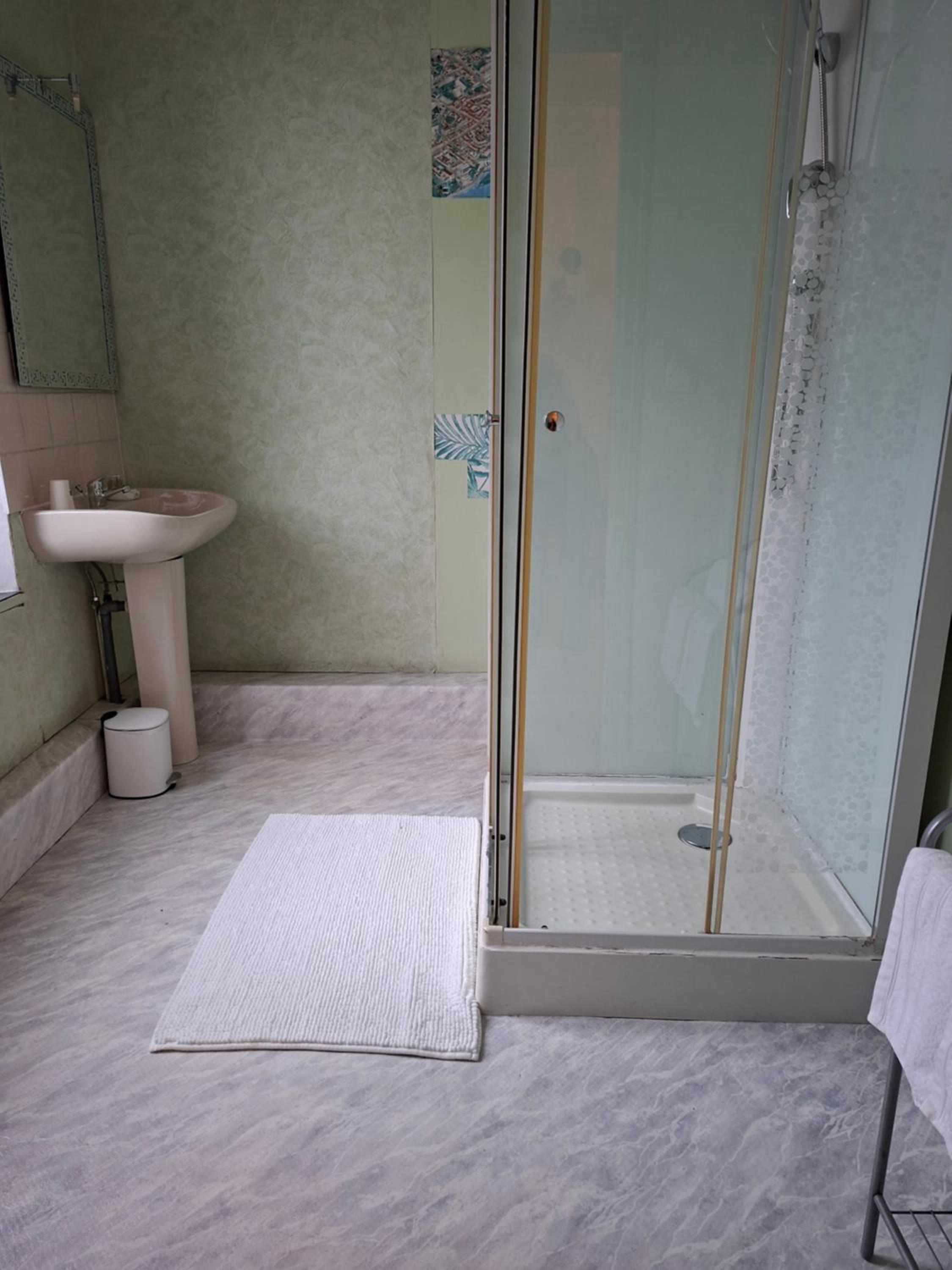 Large Double Room