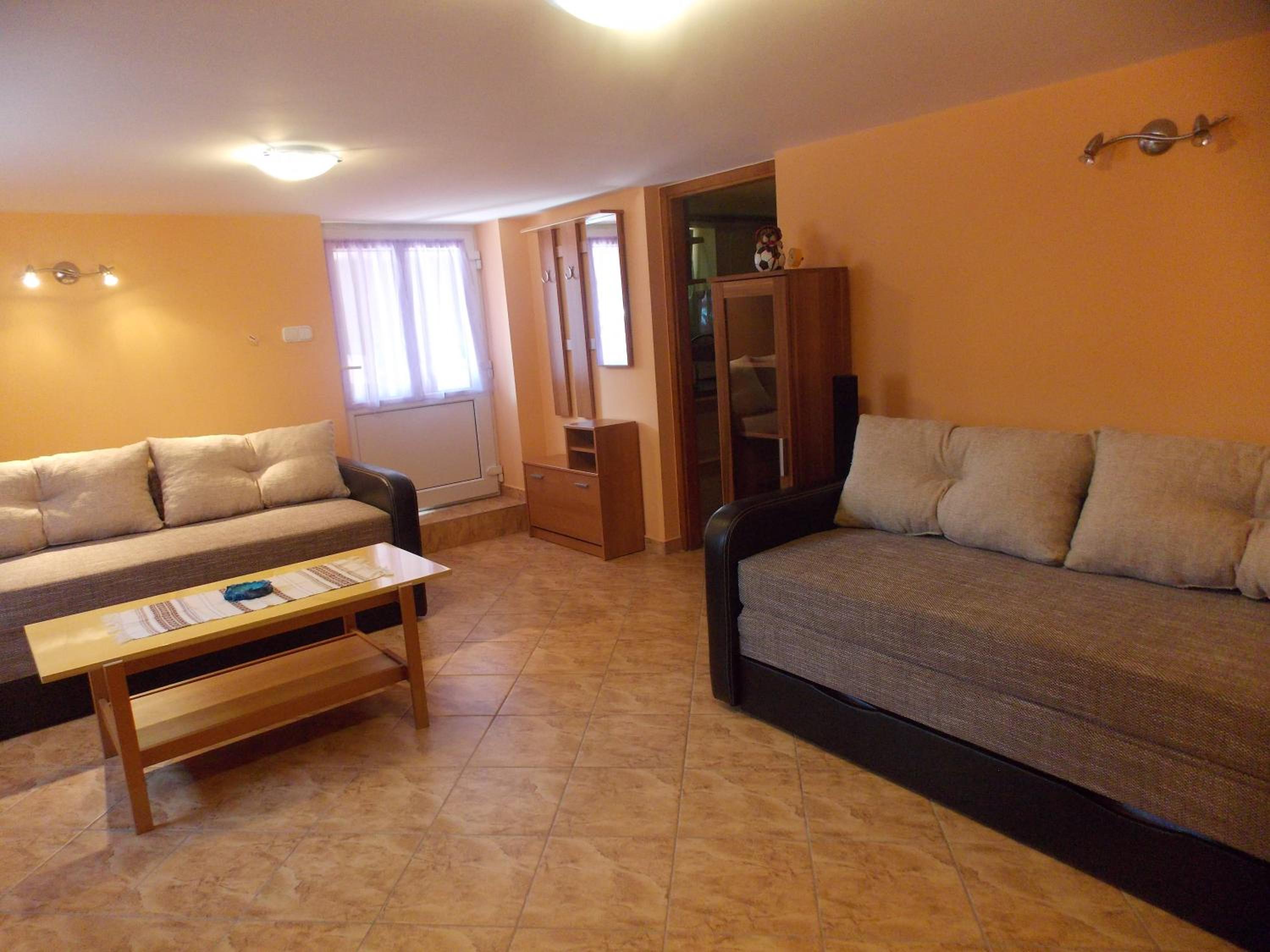 Apartment - Ground Floor photo 2