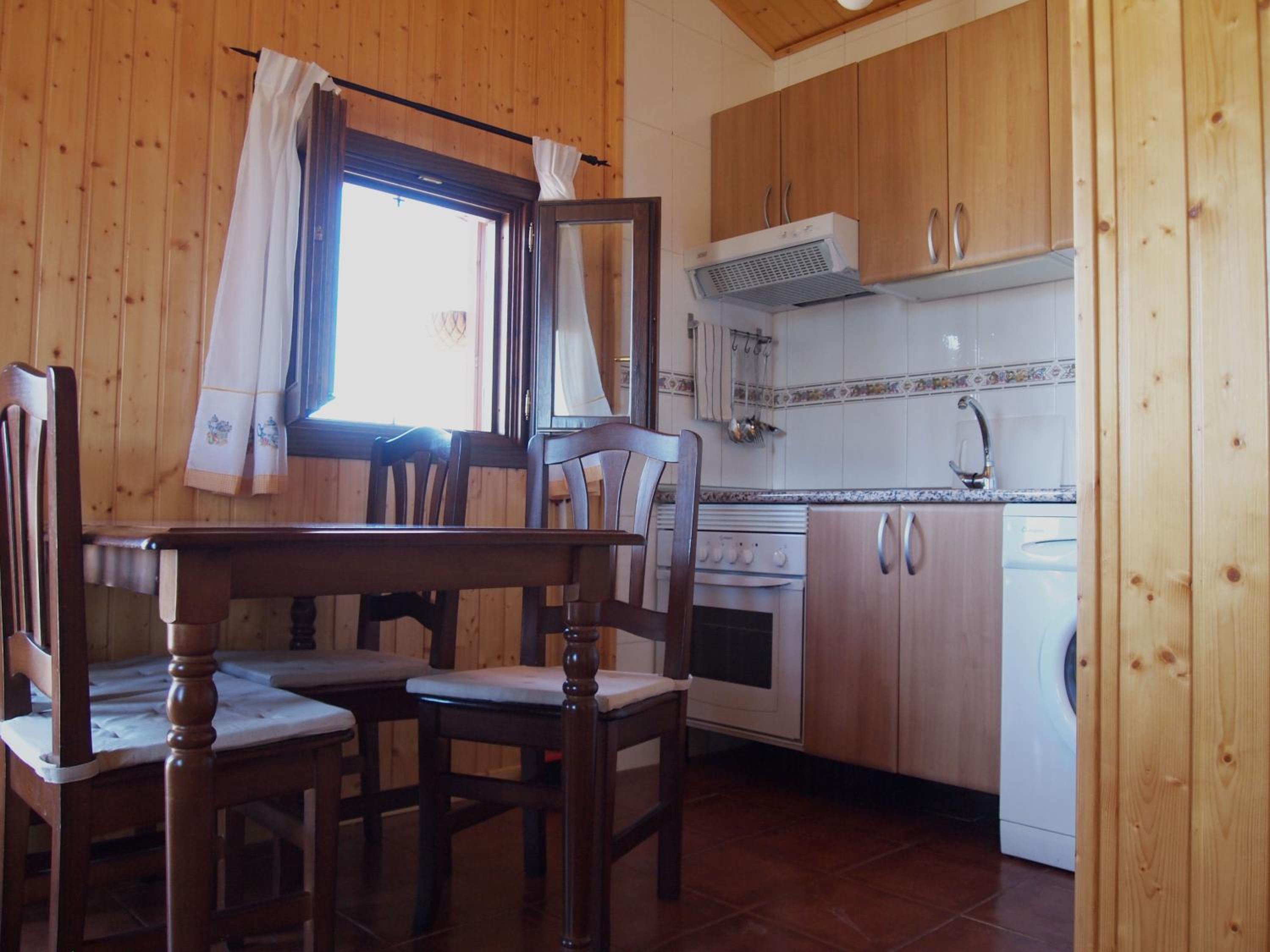 Two-Bedroom Bungalow - Photo 28