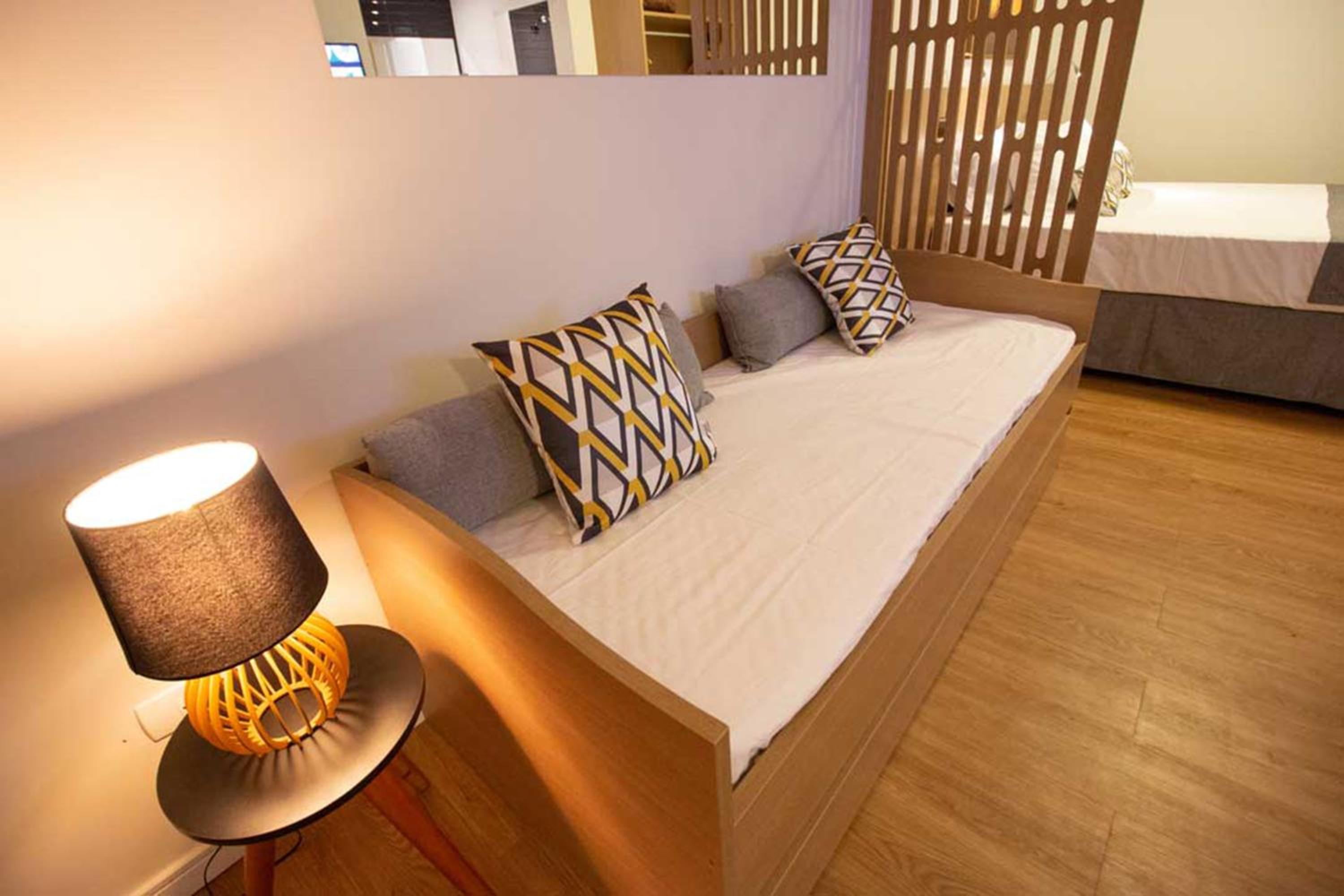 Apartment with One Queen Bed and One Single Be D - Photo 7