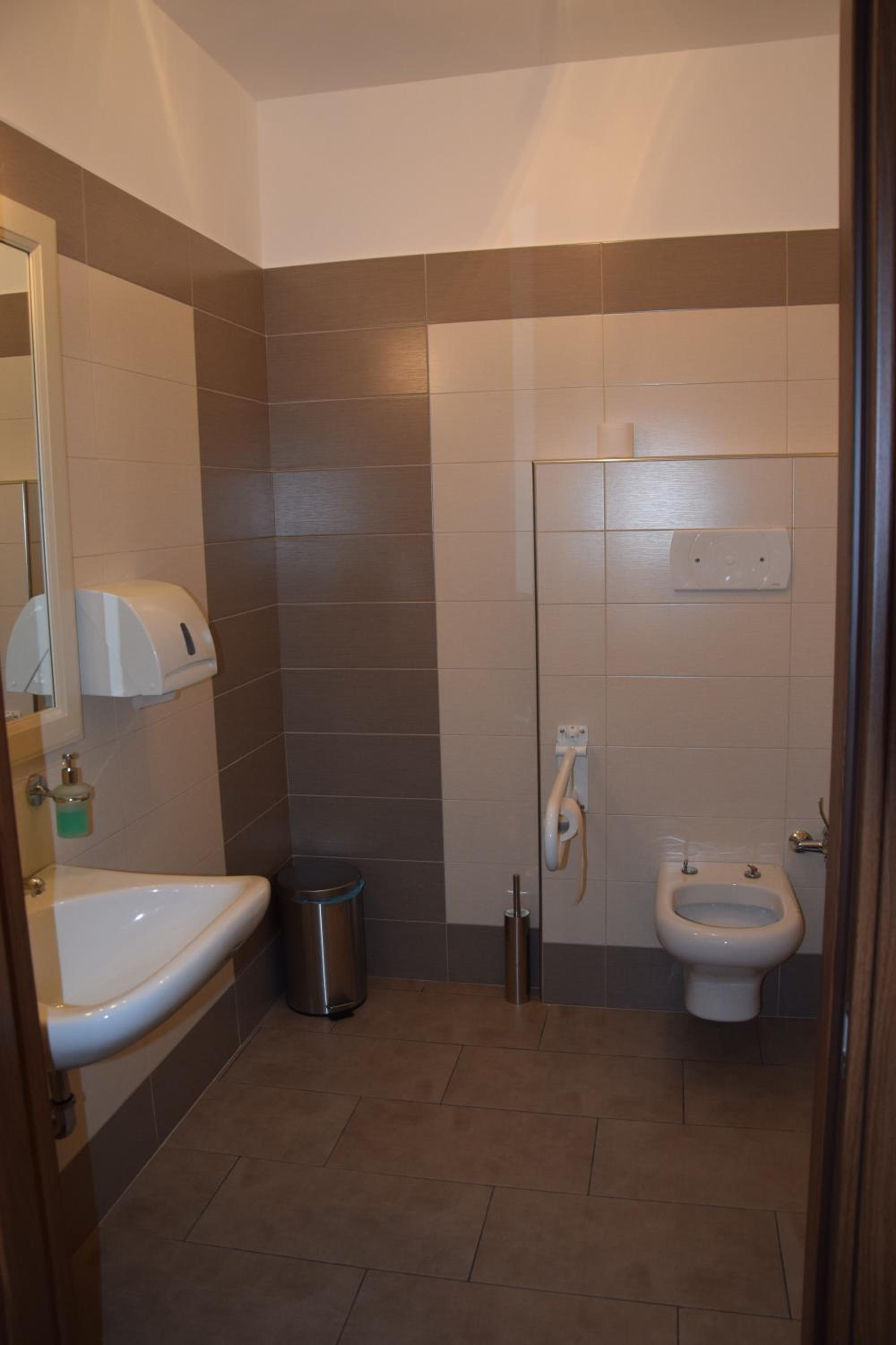 Single Room photo 2