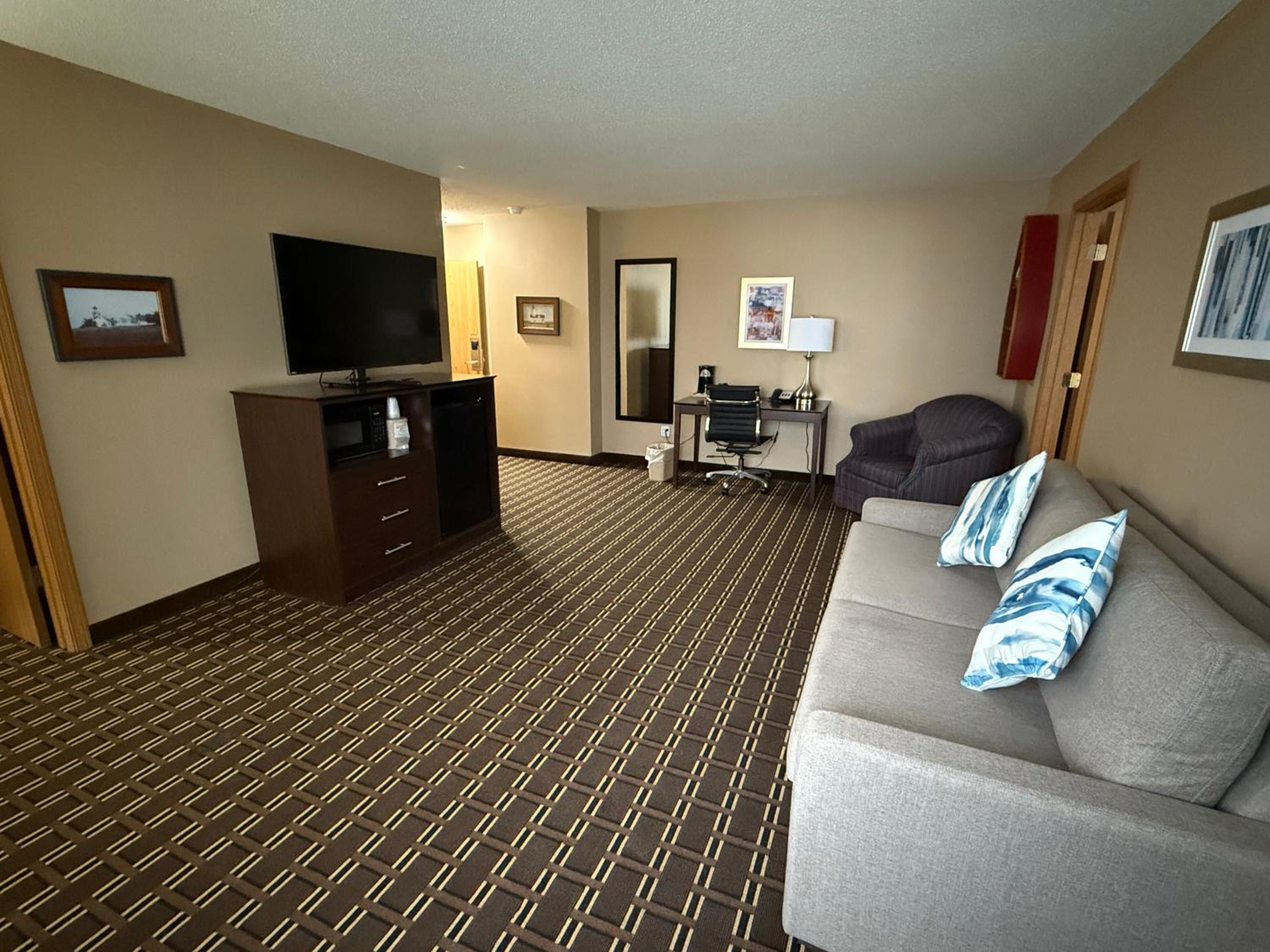 King Suite with Sofa Bed - Non-Smoking