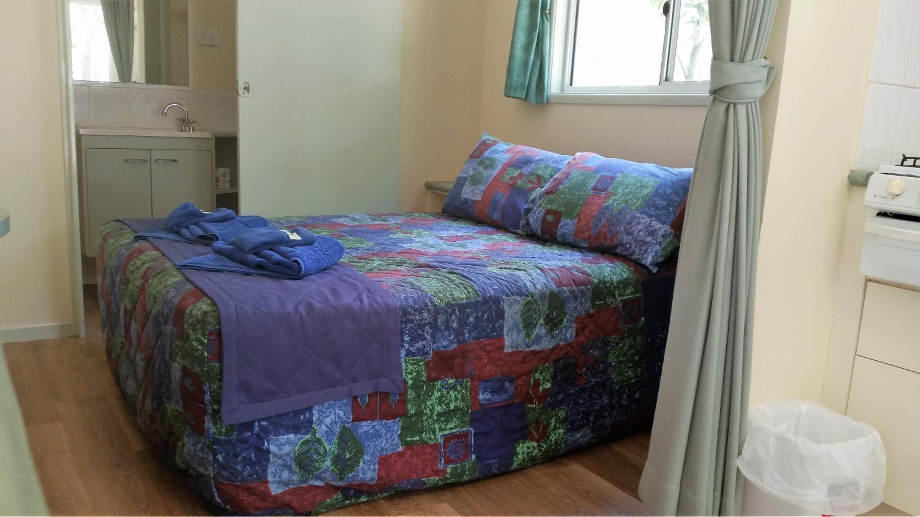 Economy Cabin - Pet Friendly photo 2