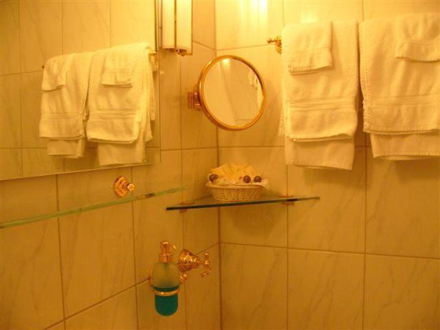Superior Double Room - Photo 2