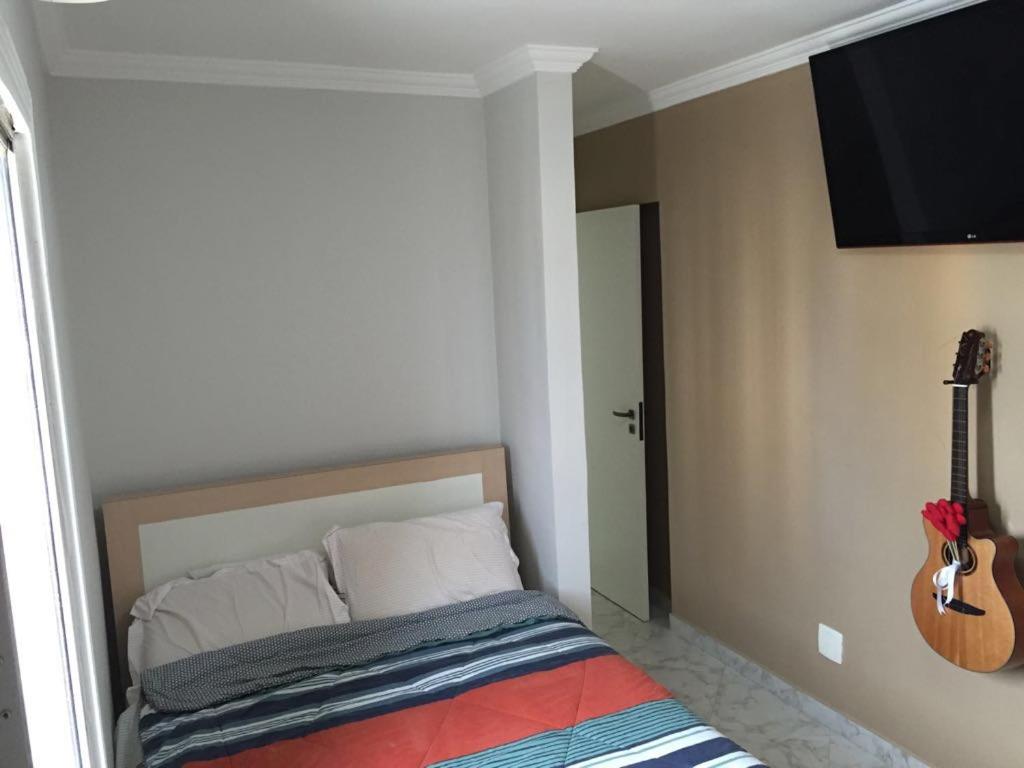 Apartment with Terrace - Photo 7