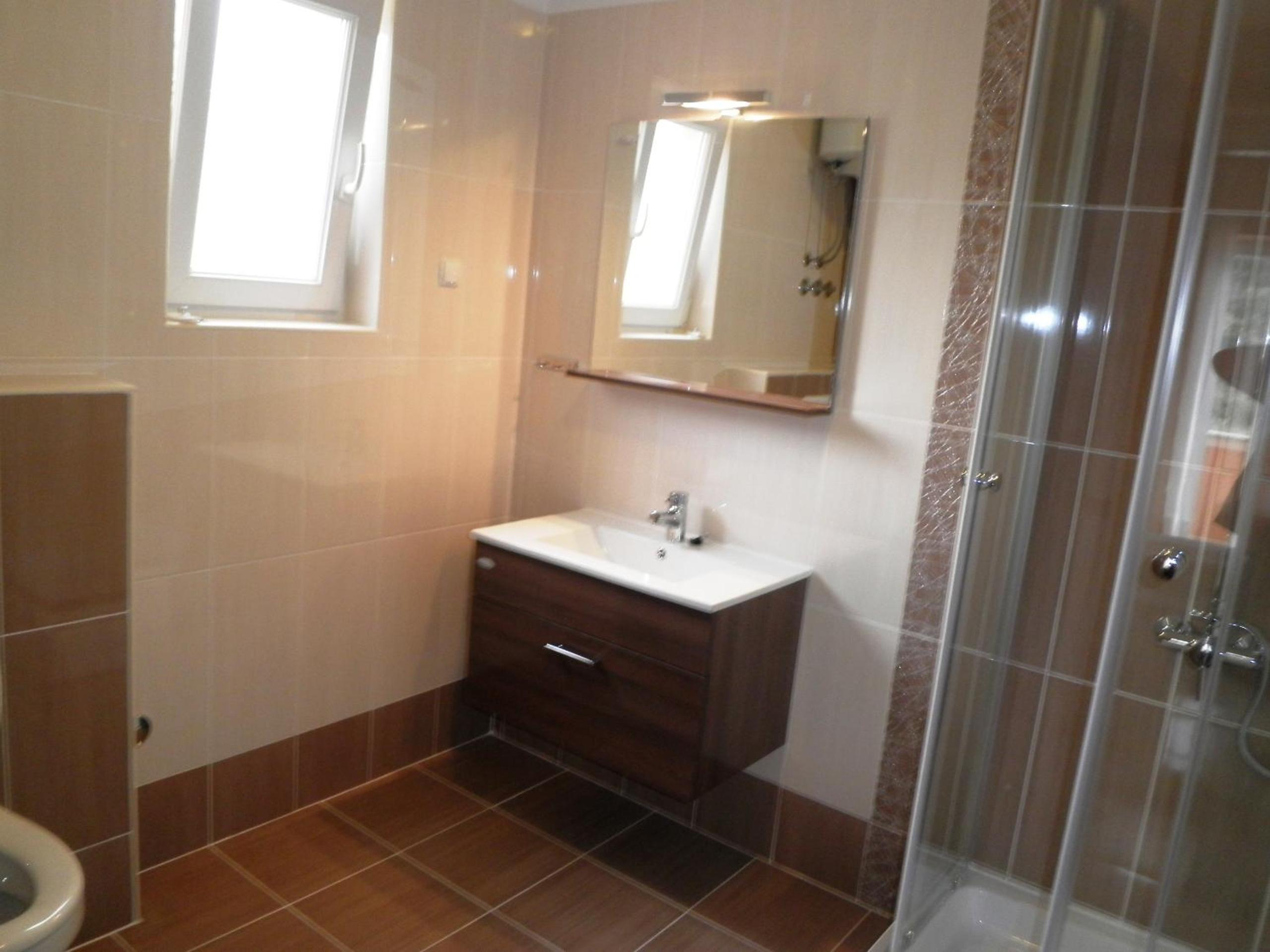 Double Room with Side Sea View - Photo 5