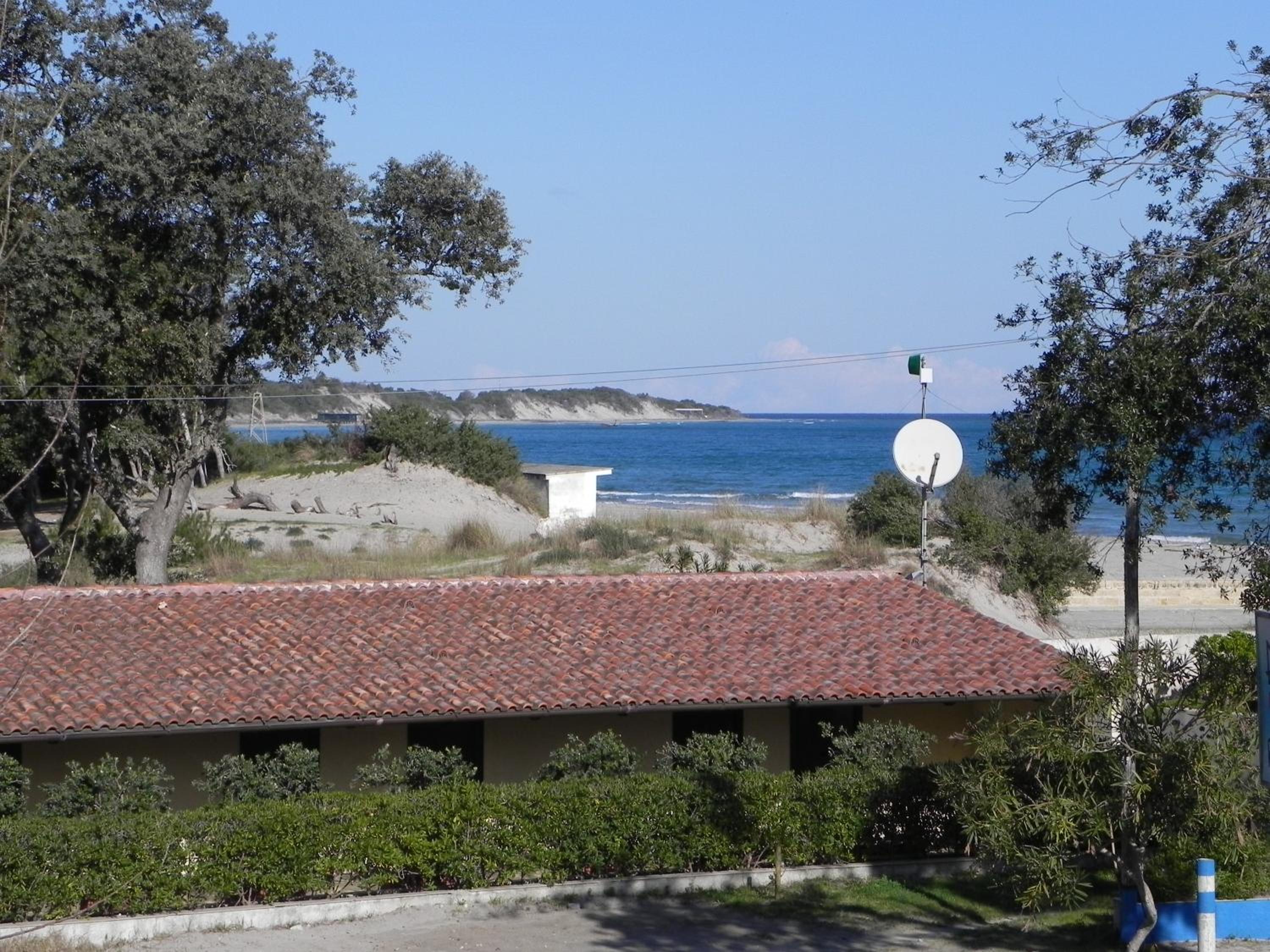 Bungalow - Beach Front - Photo 3