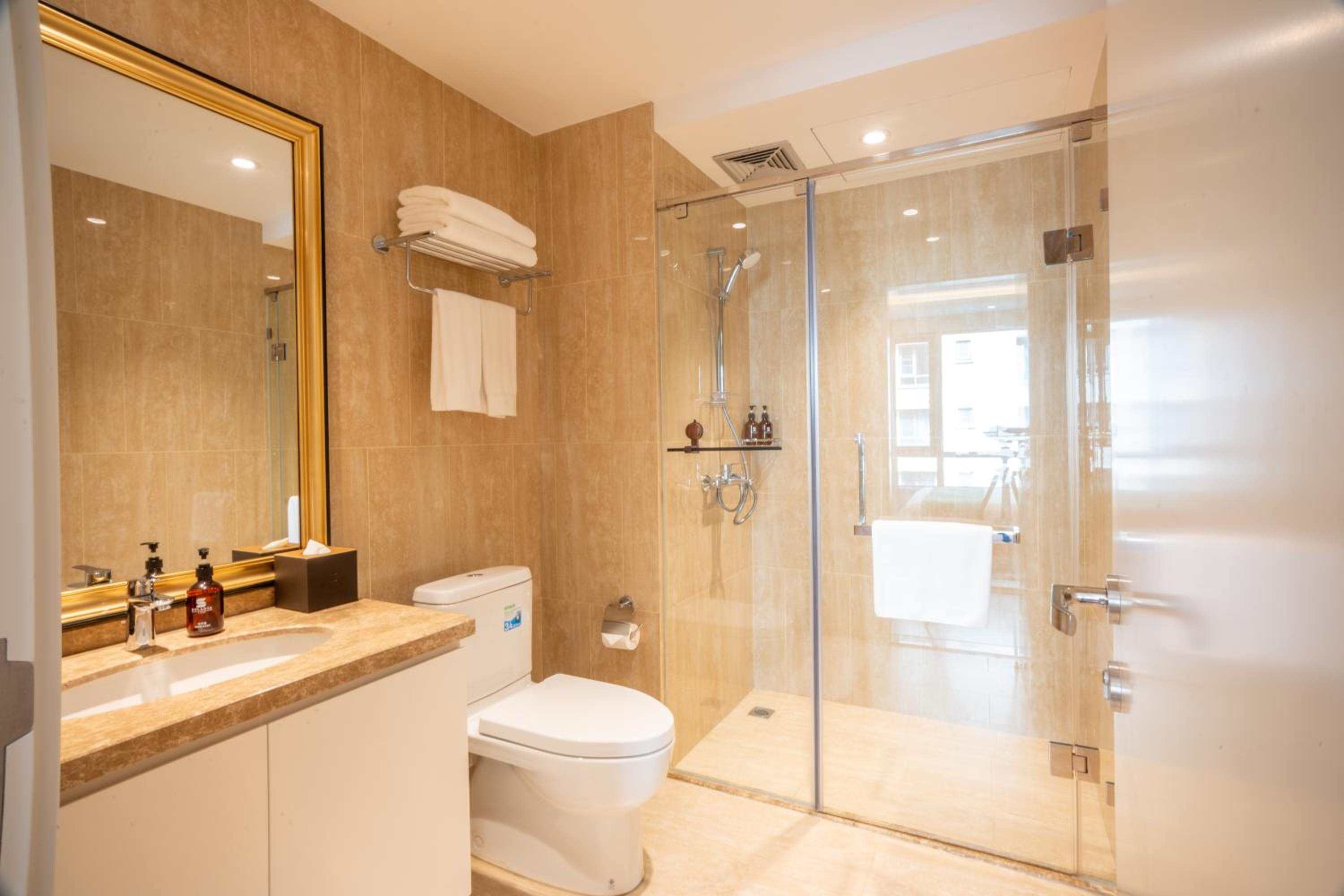 Two Bedroom Premier photo 2