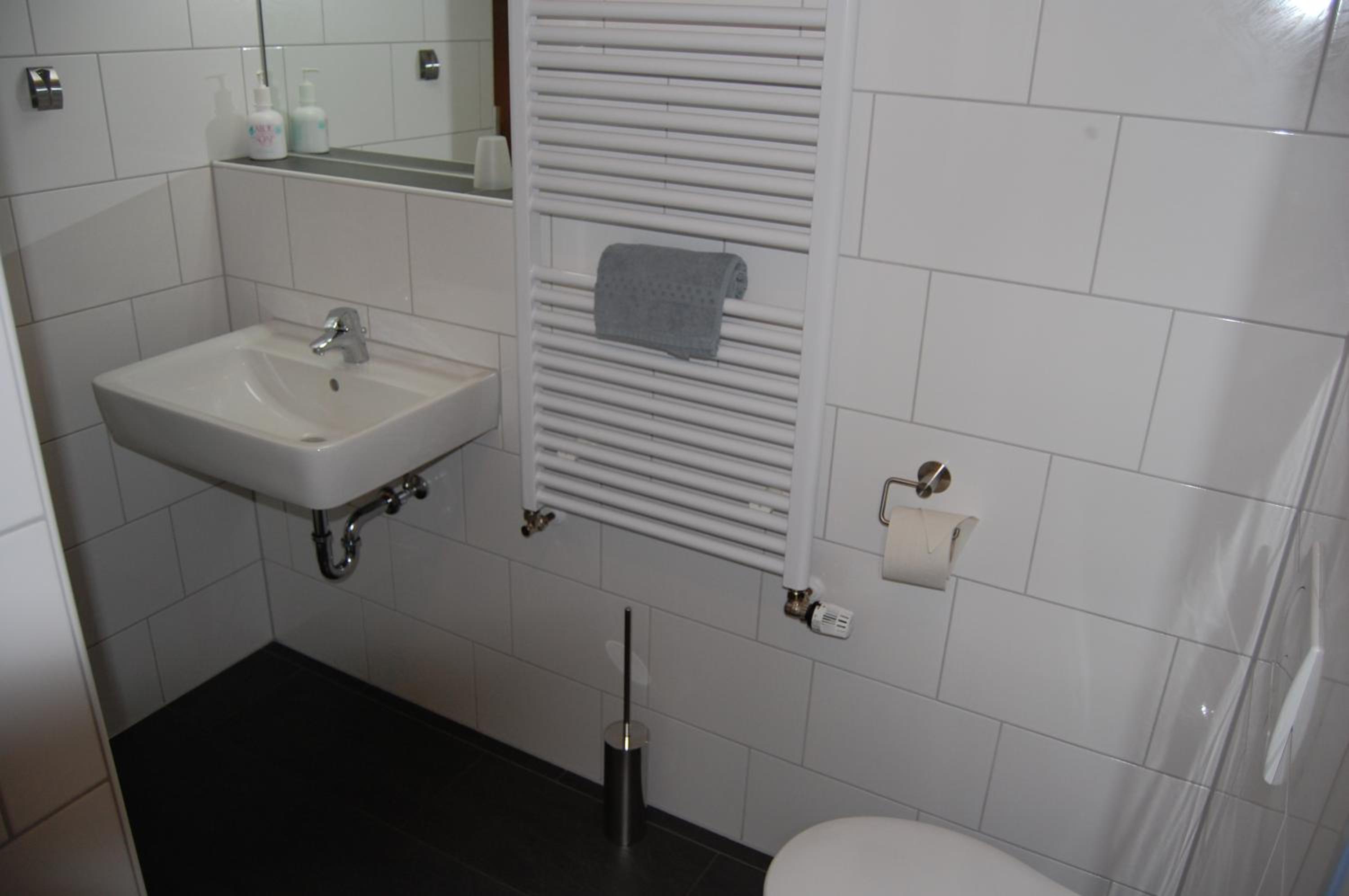 Standard Double Room - Photo 3