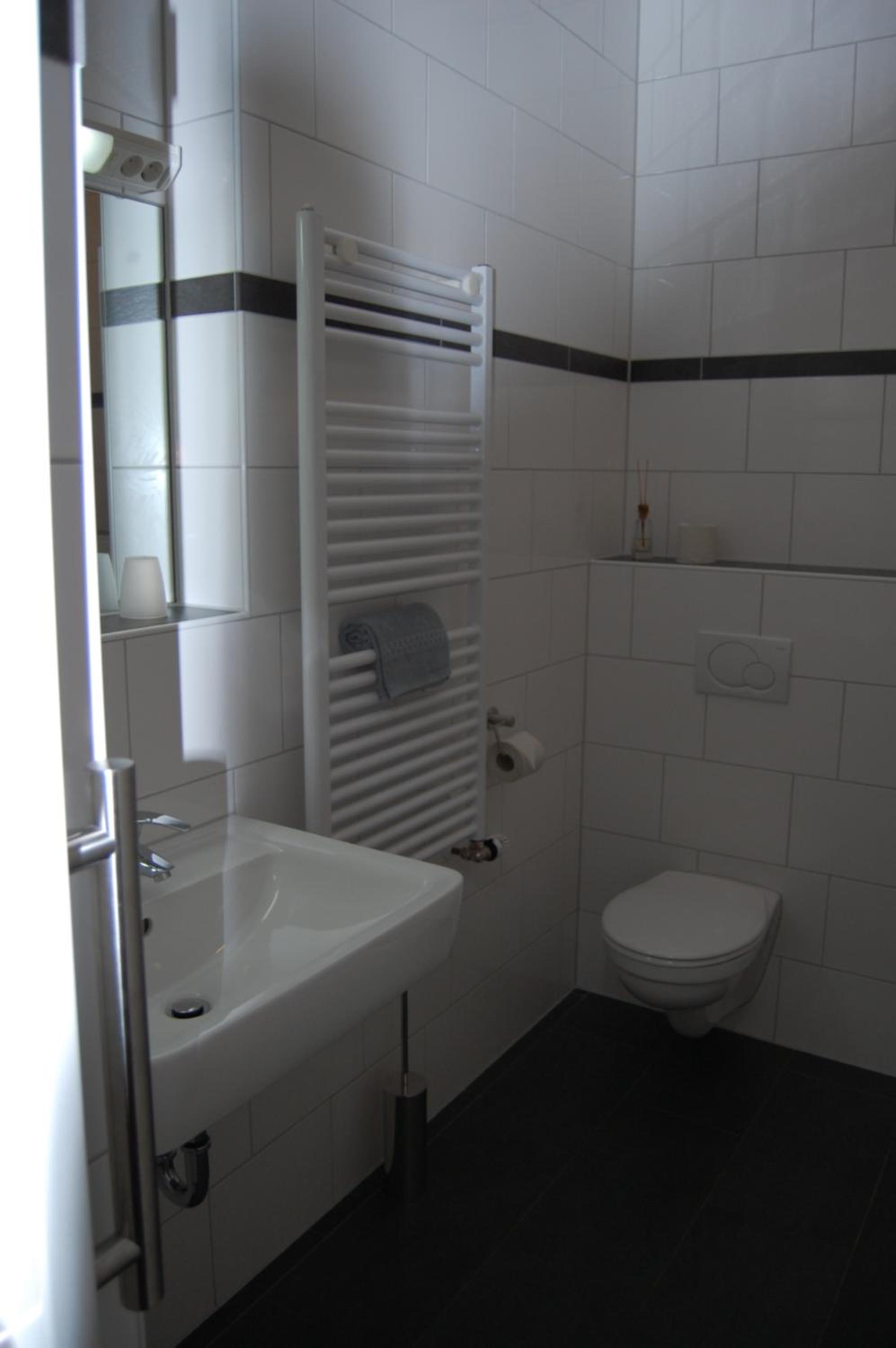 Standard Double Room - Photo 5