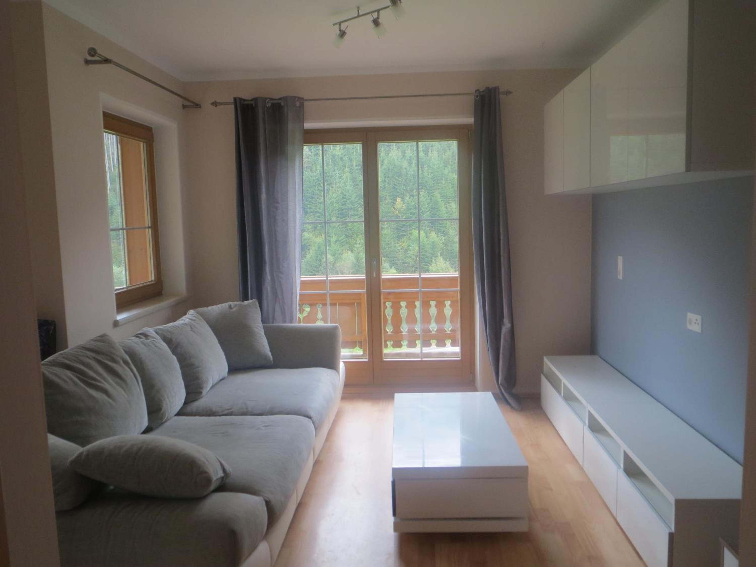 Apartment with Mountain View photo 1