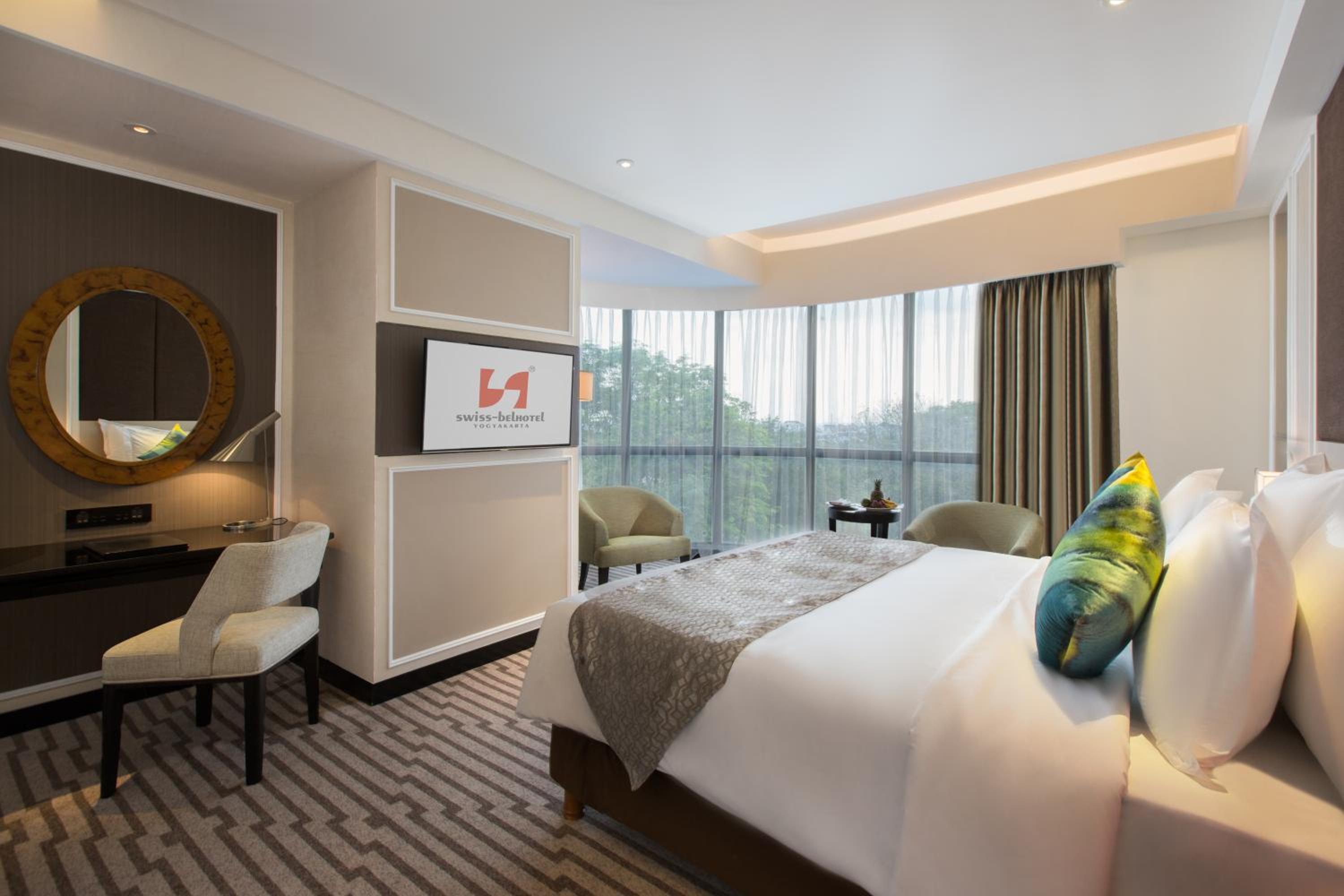 Grand Deluxe Room