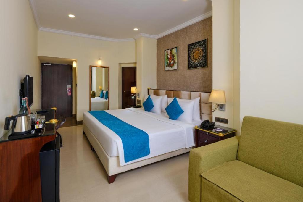 Deluxe Double Room photo 2