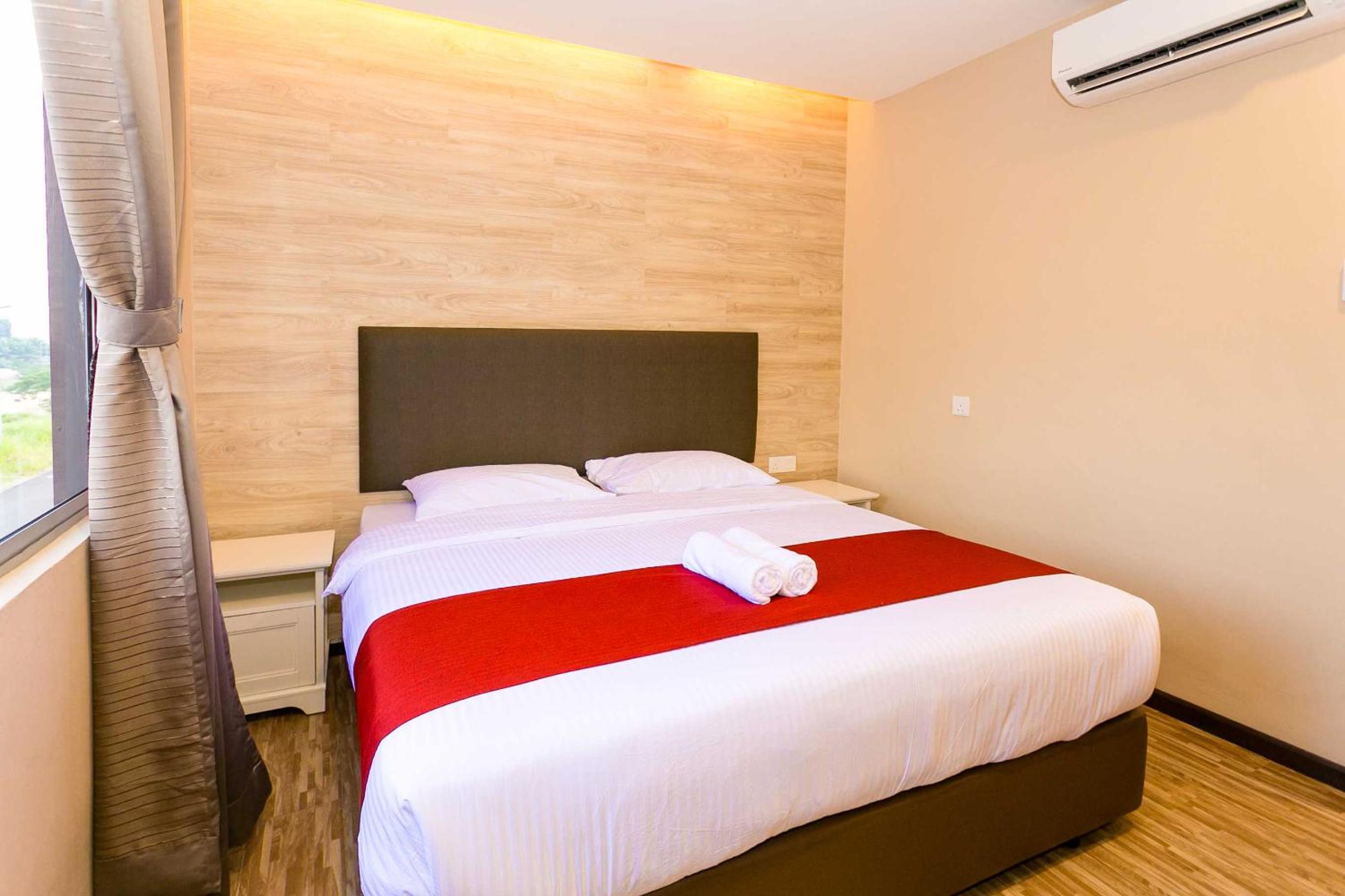 Deluxe King Room
