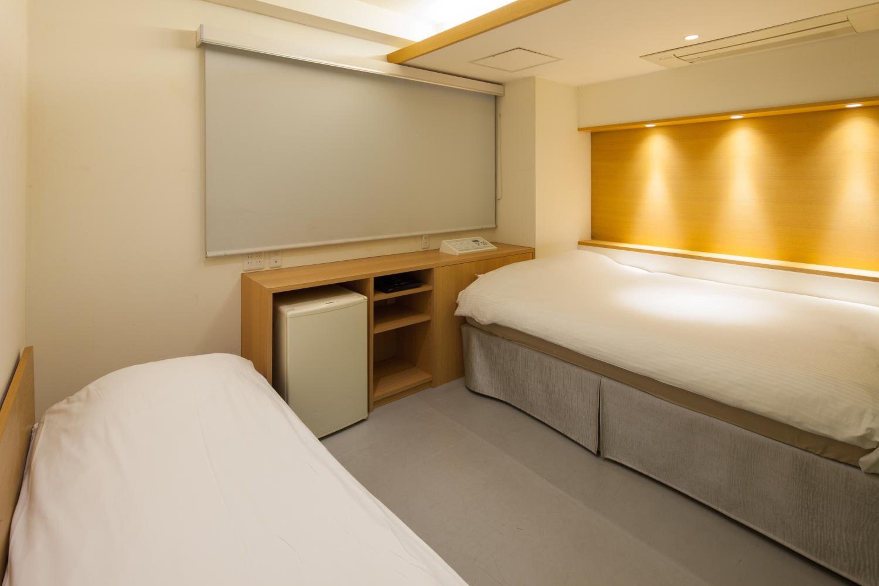 Standard Double Room with Extra Bed photo 2