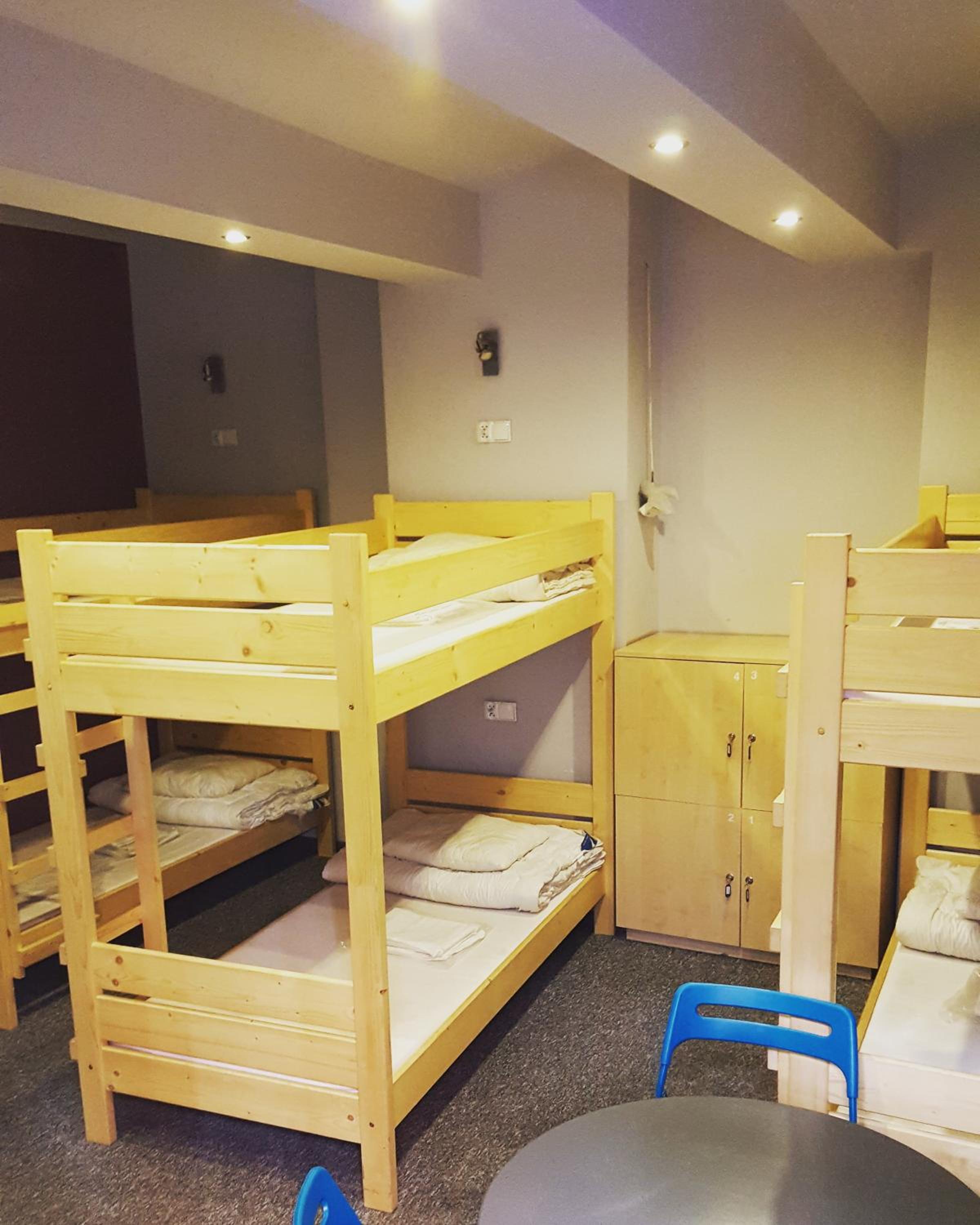 Dormitory Room (9 Adults) photo 1