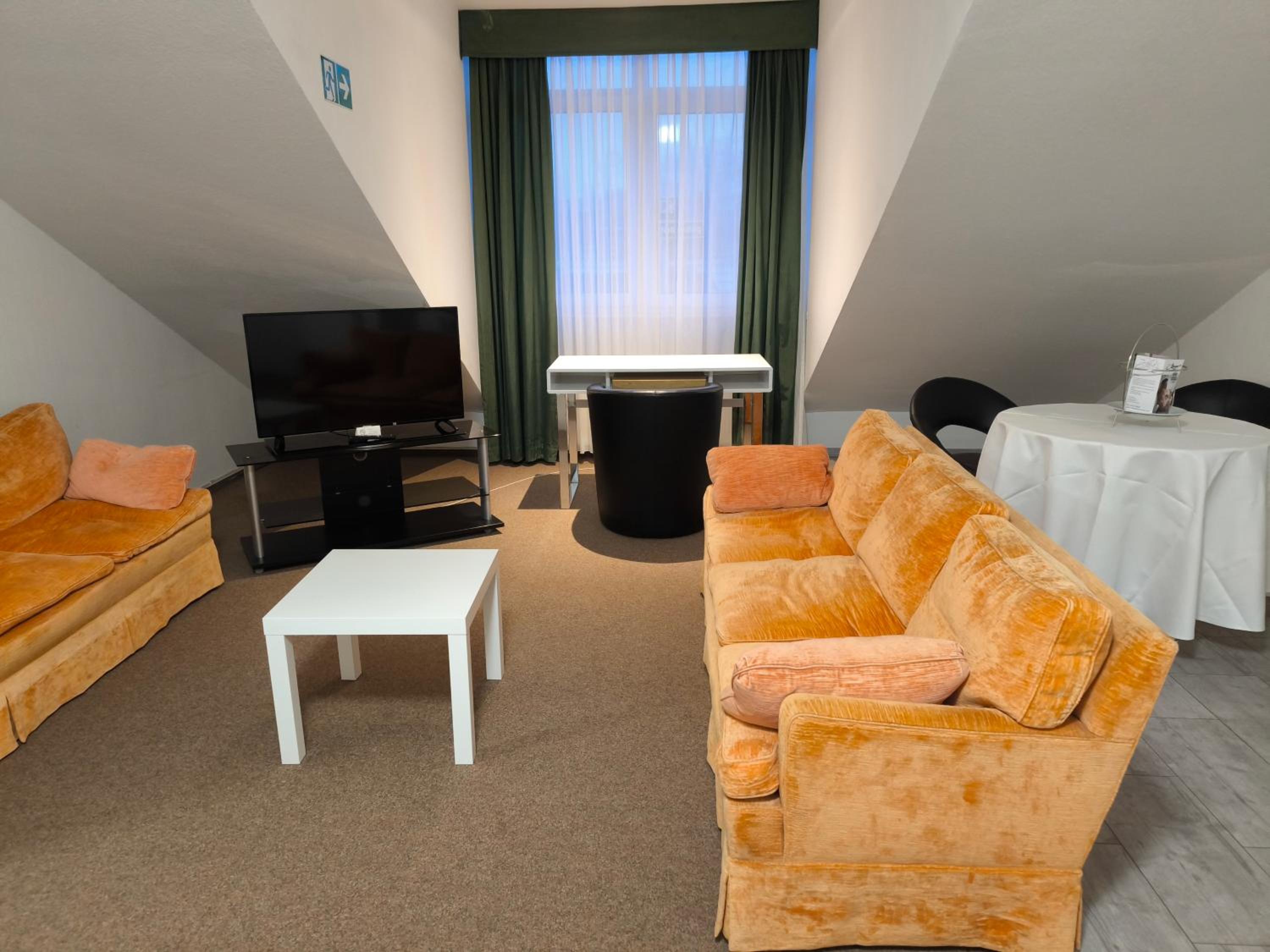 Deluxe Double Room - Photo 6