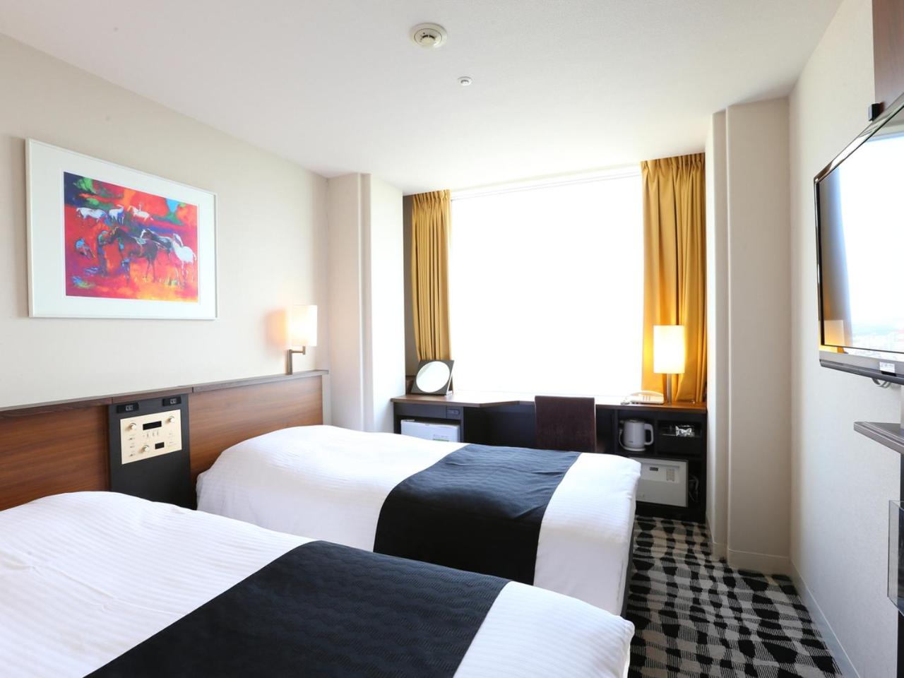 Standard Twin Room - Photo 3