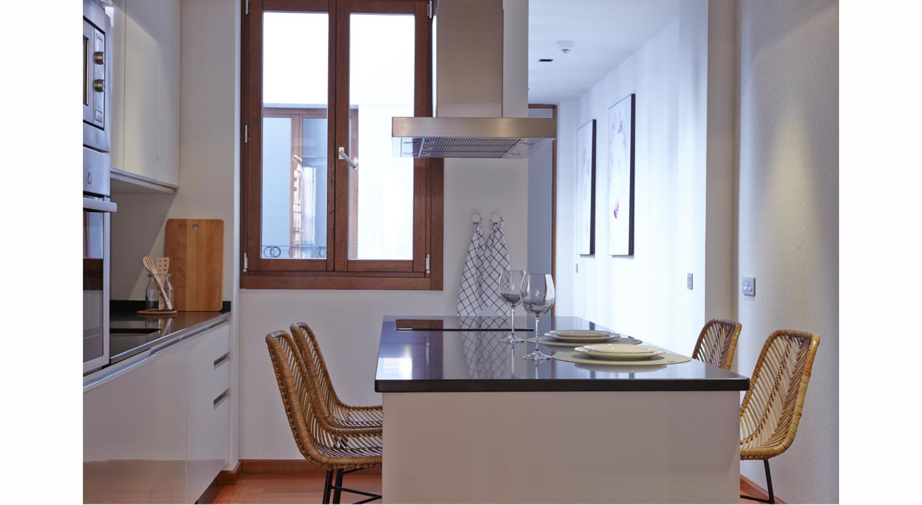 Superior One-Bedroom Apartment photo 2