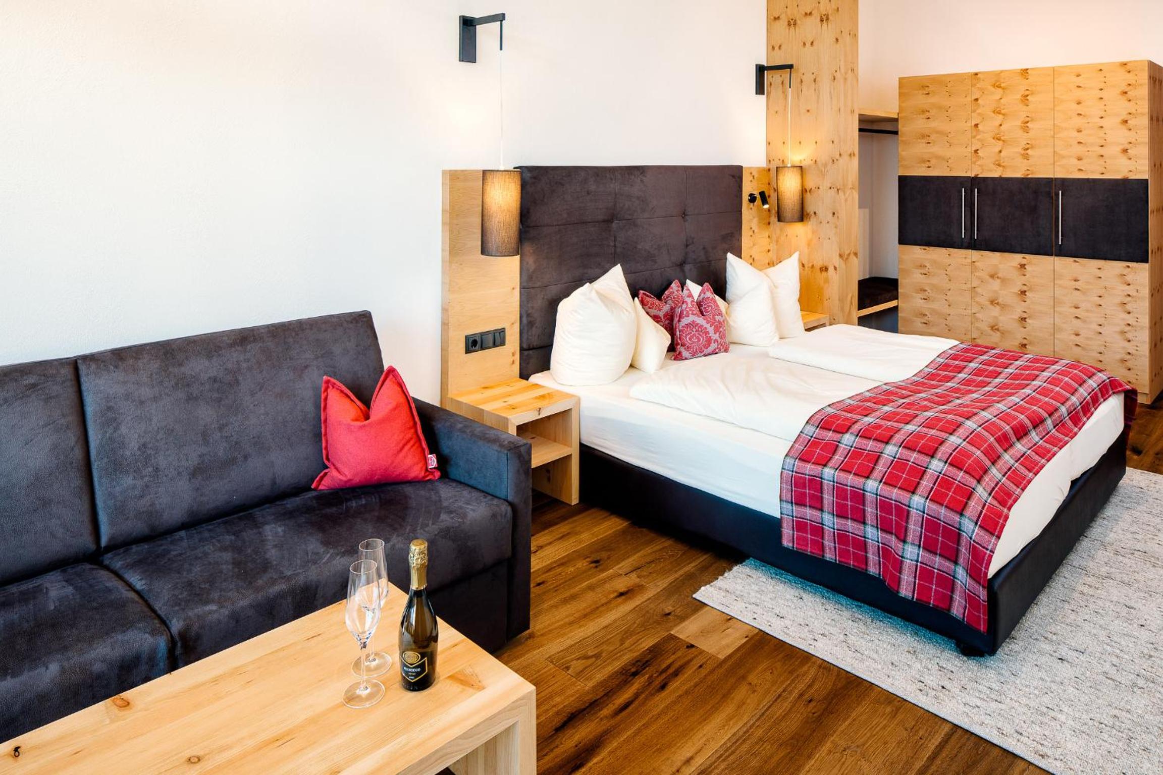 Deluxe Double or Twin Room - Photo 4