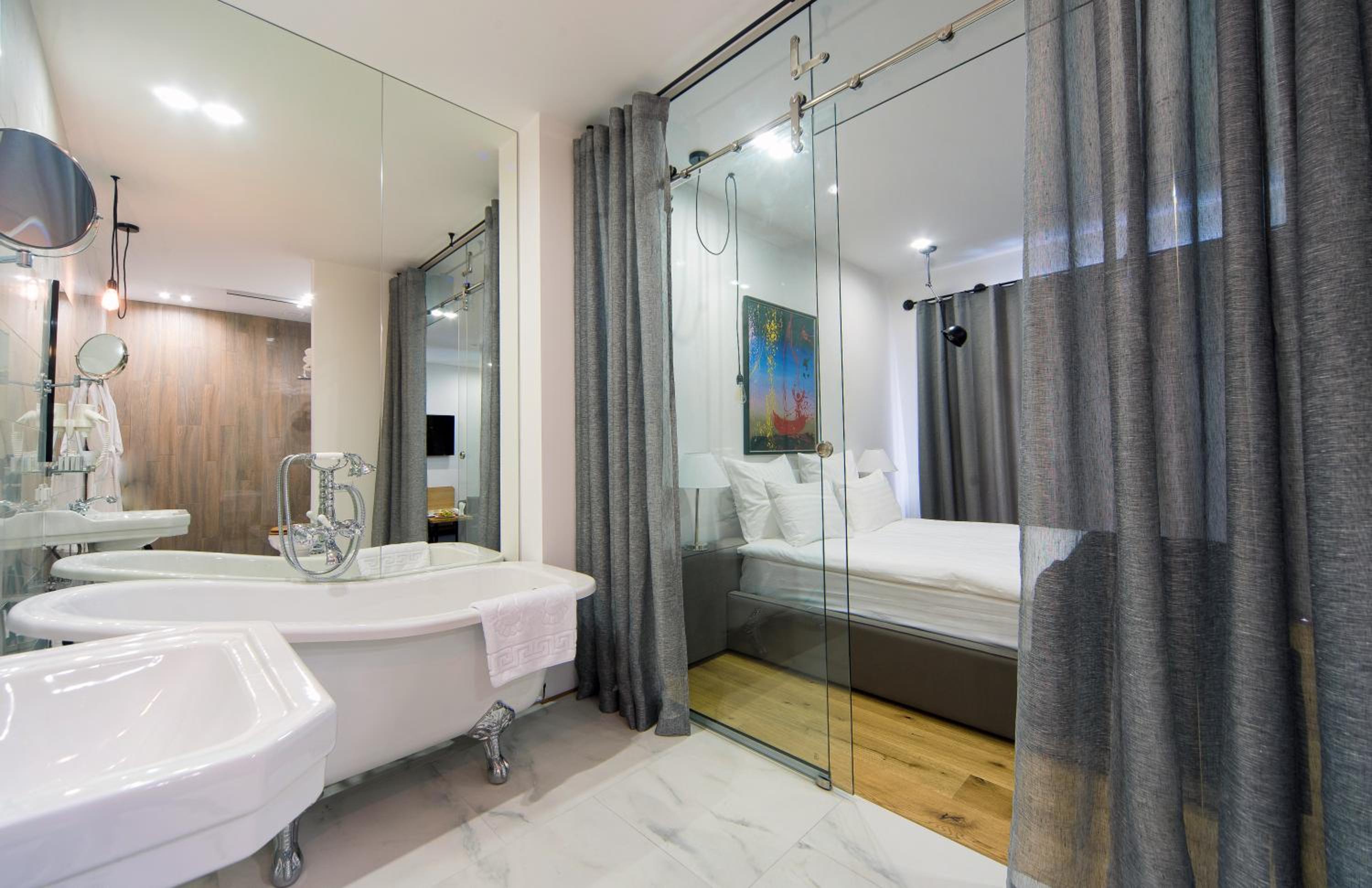 Suite photo 3