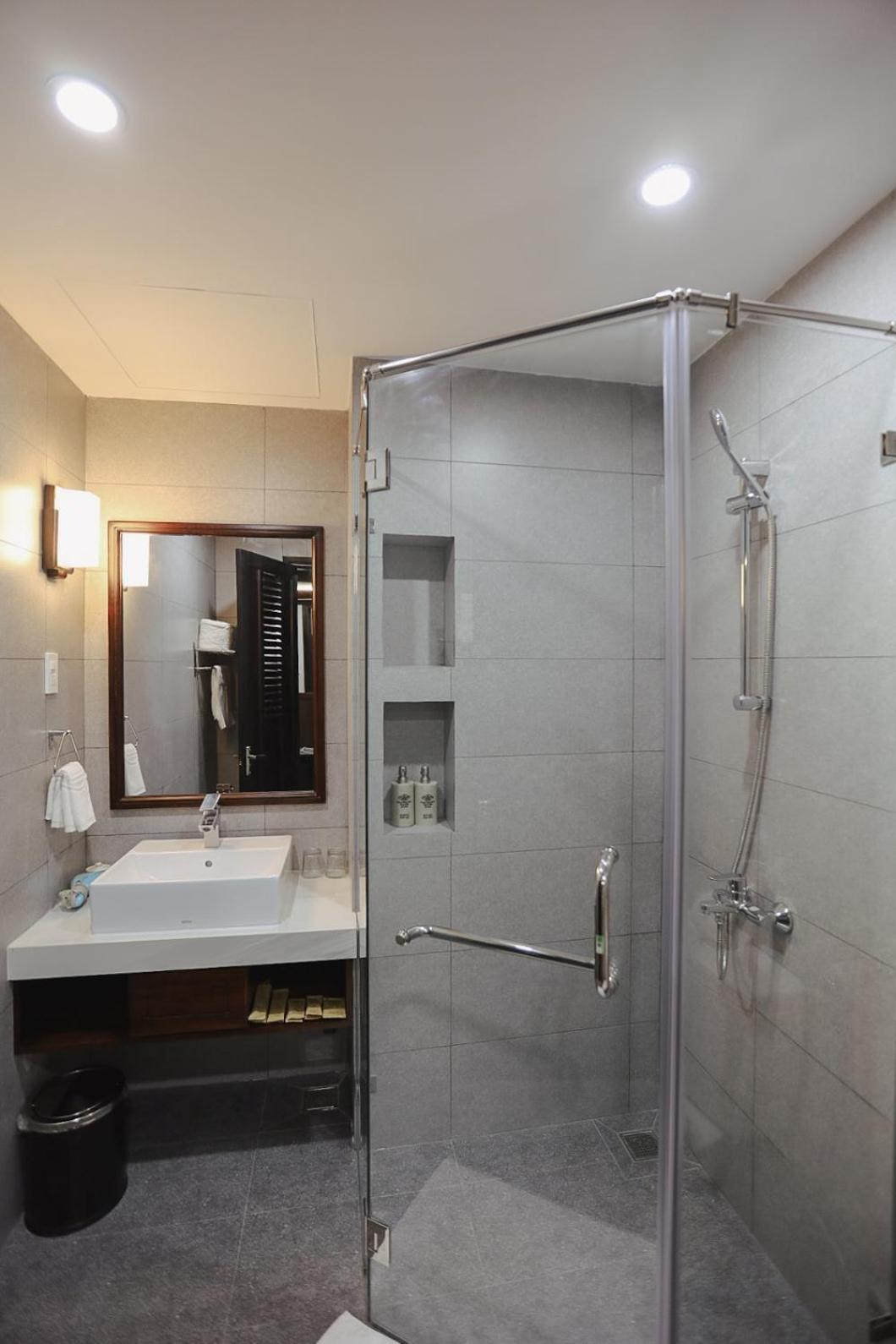 Premier Double Room with Garden View - Photo 4