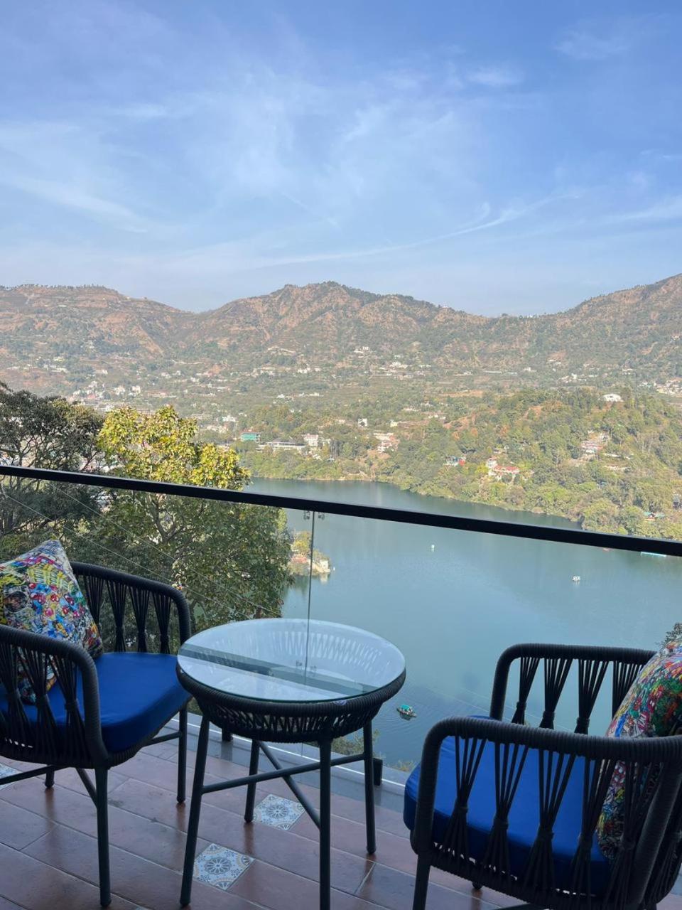 Superior Villa photo 1