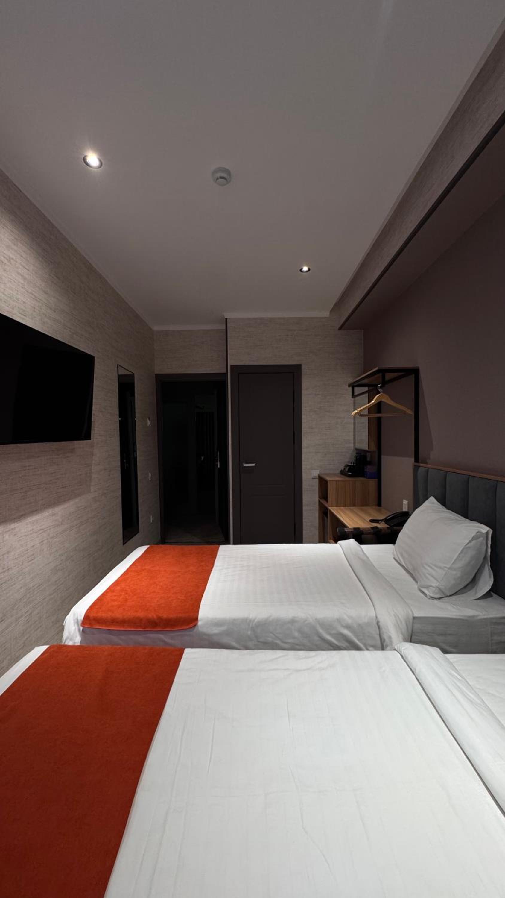 Budget Double or Twin Room photo 3