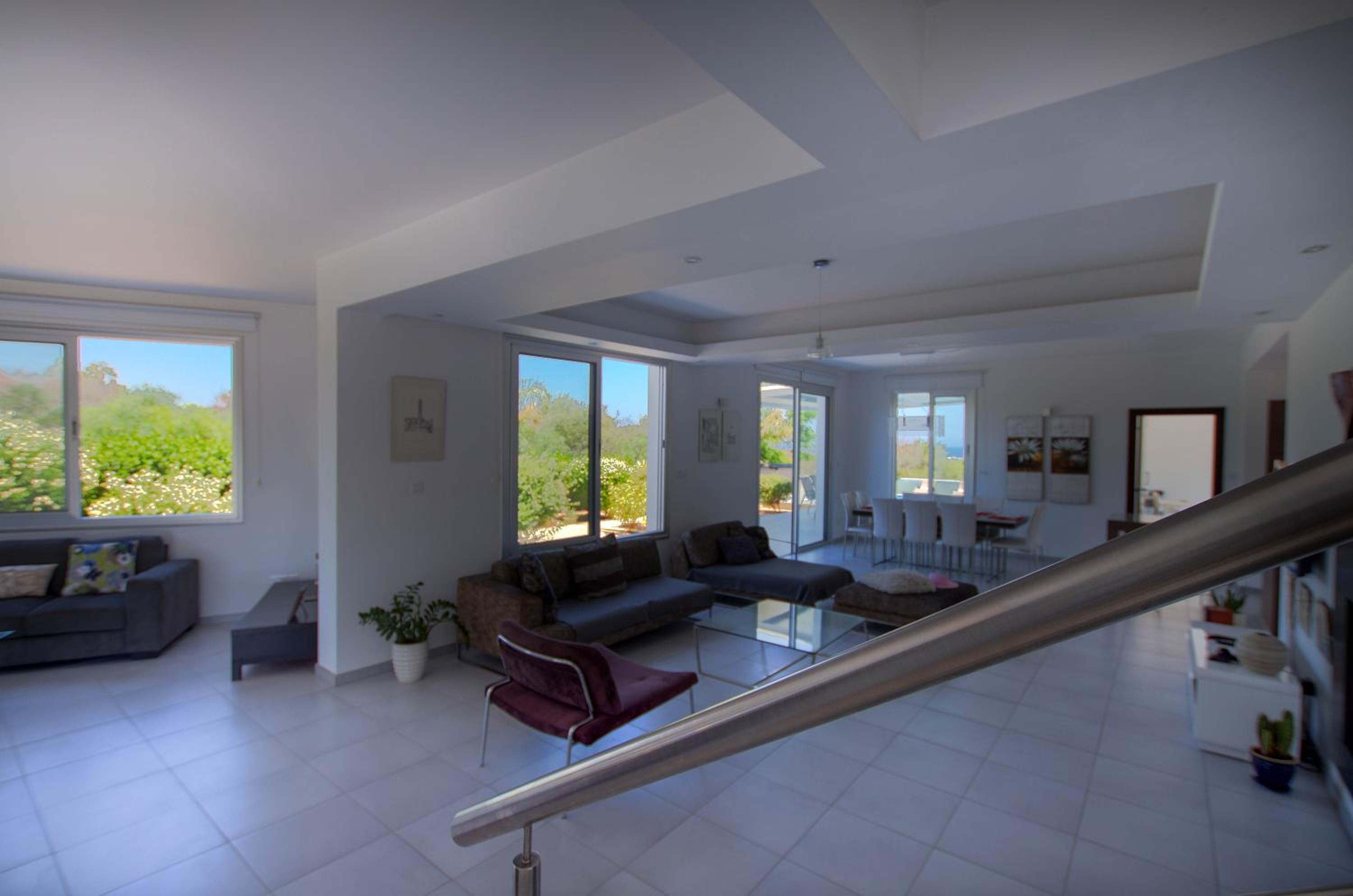 Superior Villa photo 1